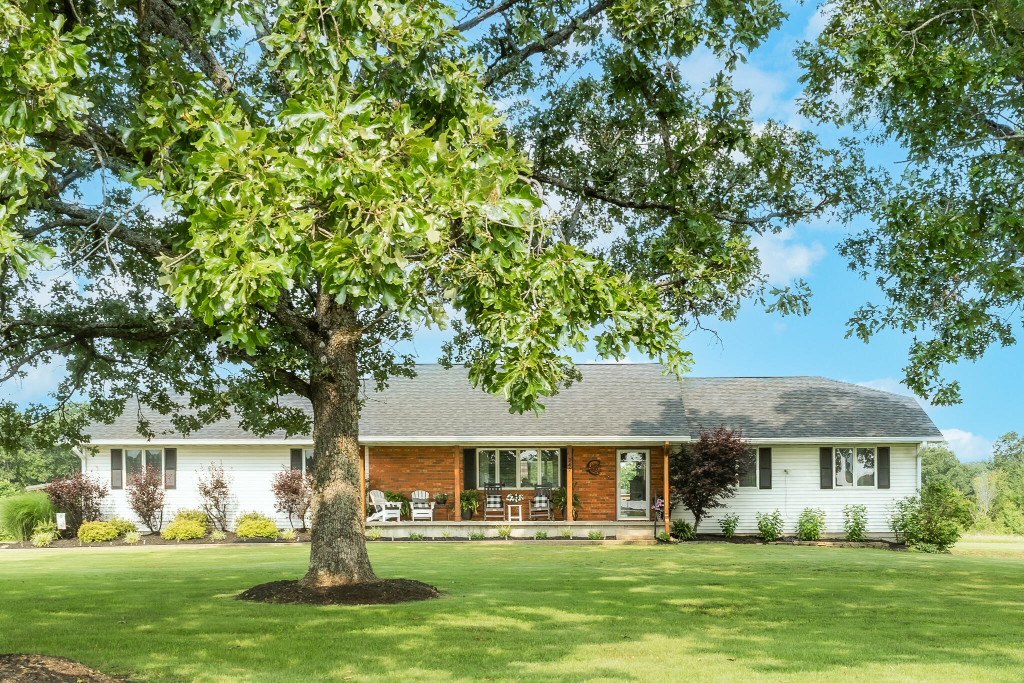 249 State Highway 73 Property Photo 1
