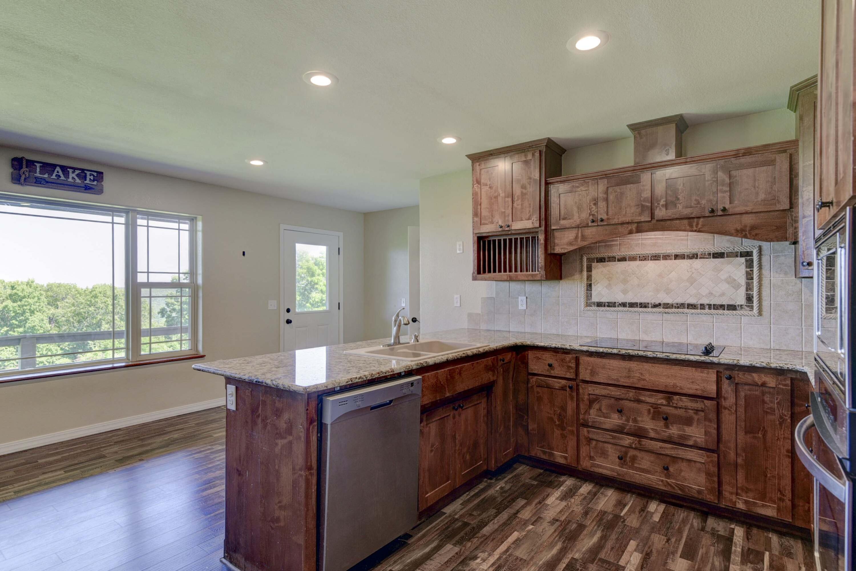 18054 State Highway 39 Property Photo 15