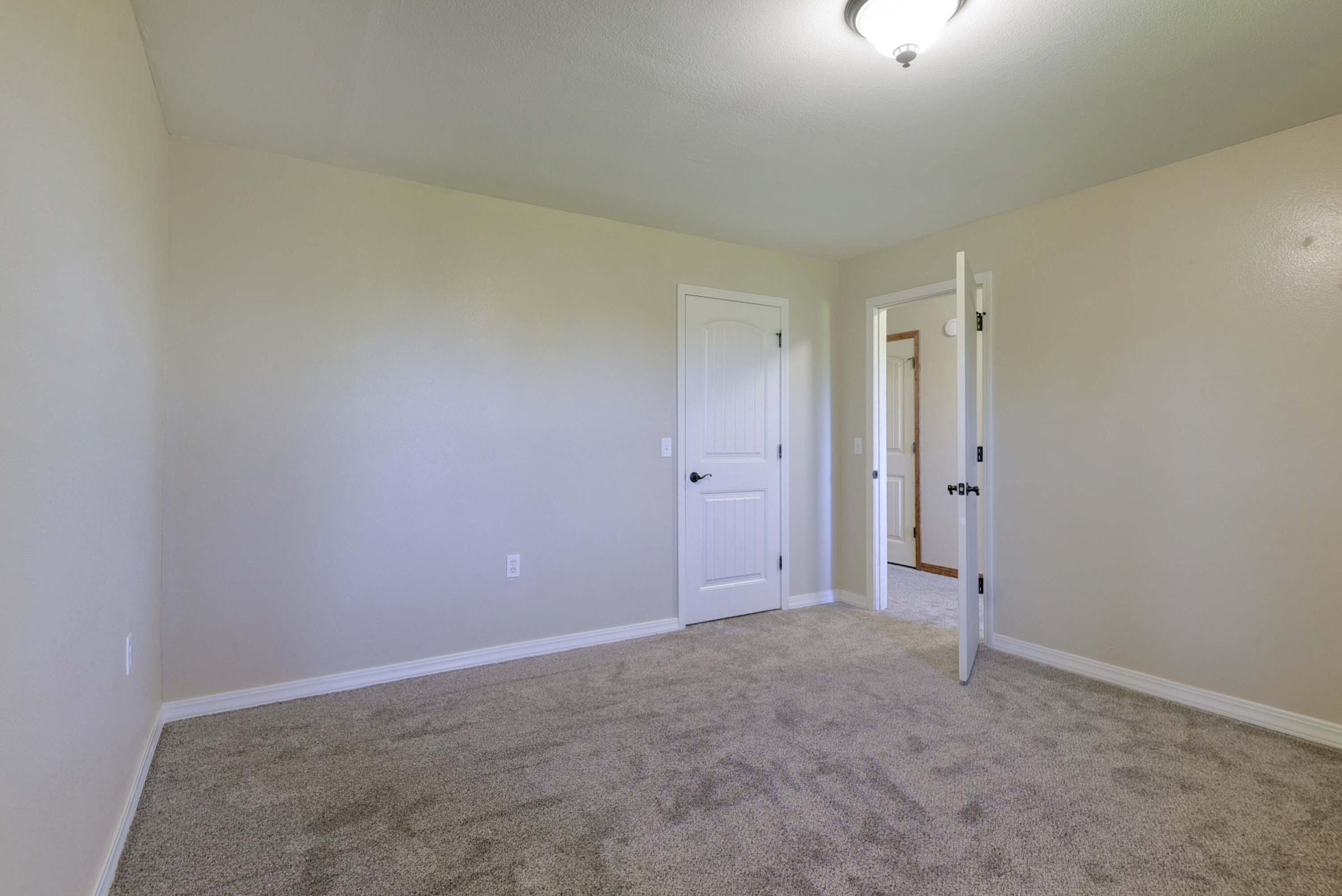 18054 State Highway 39 Property Photo 35