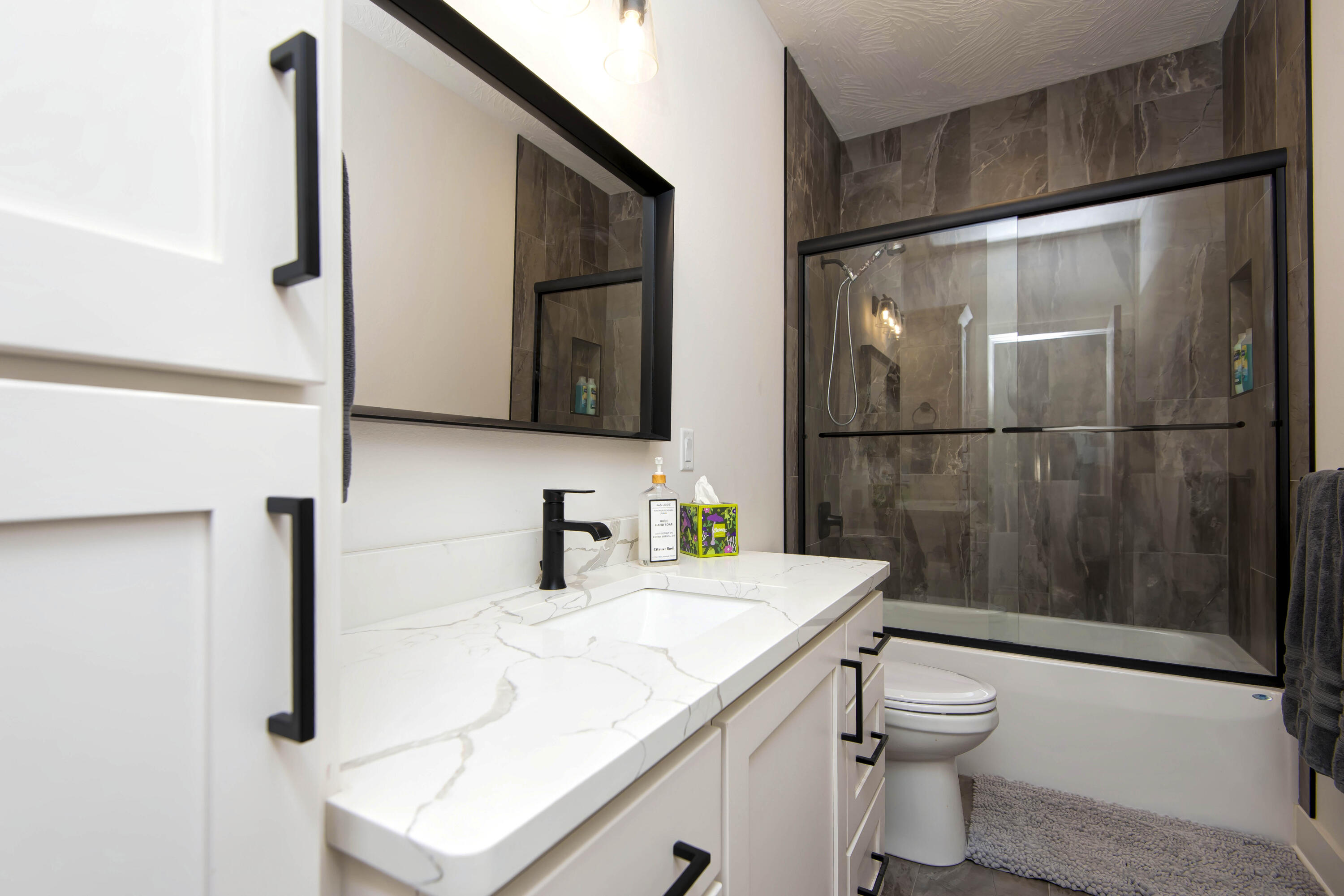 3733 East Hutcheson Avenue Property Photo 21