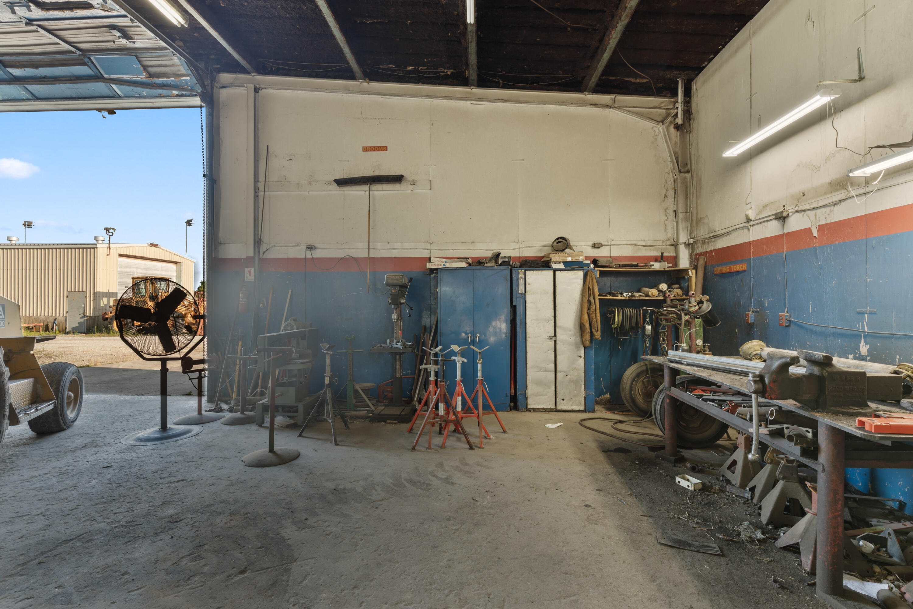 60 East Highway 54 Property Photo 25