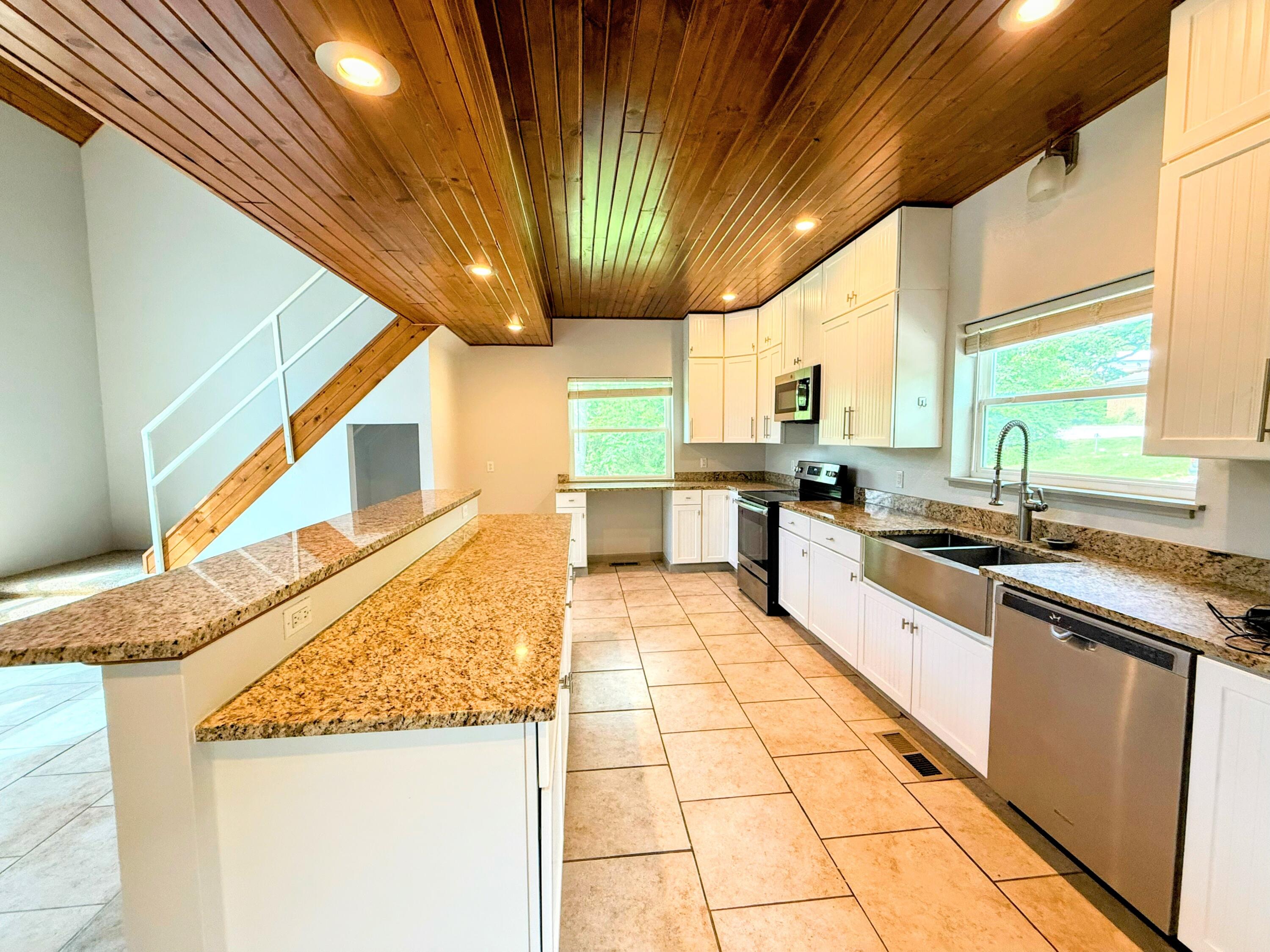 48 Galatians Lane Property Photo 24