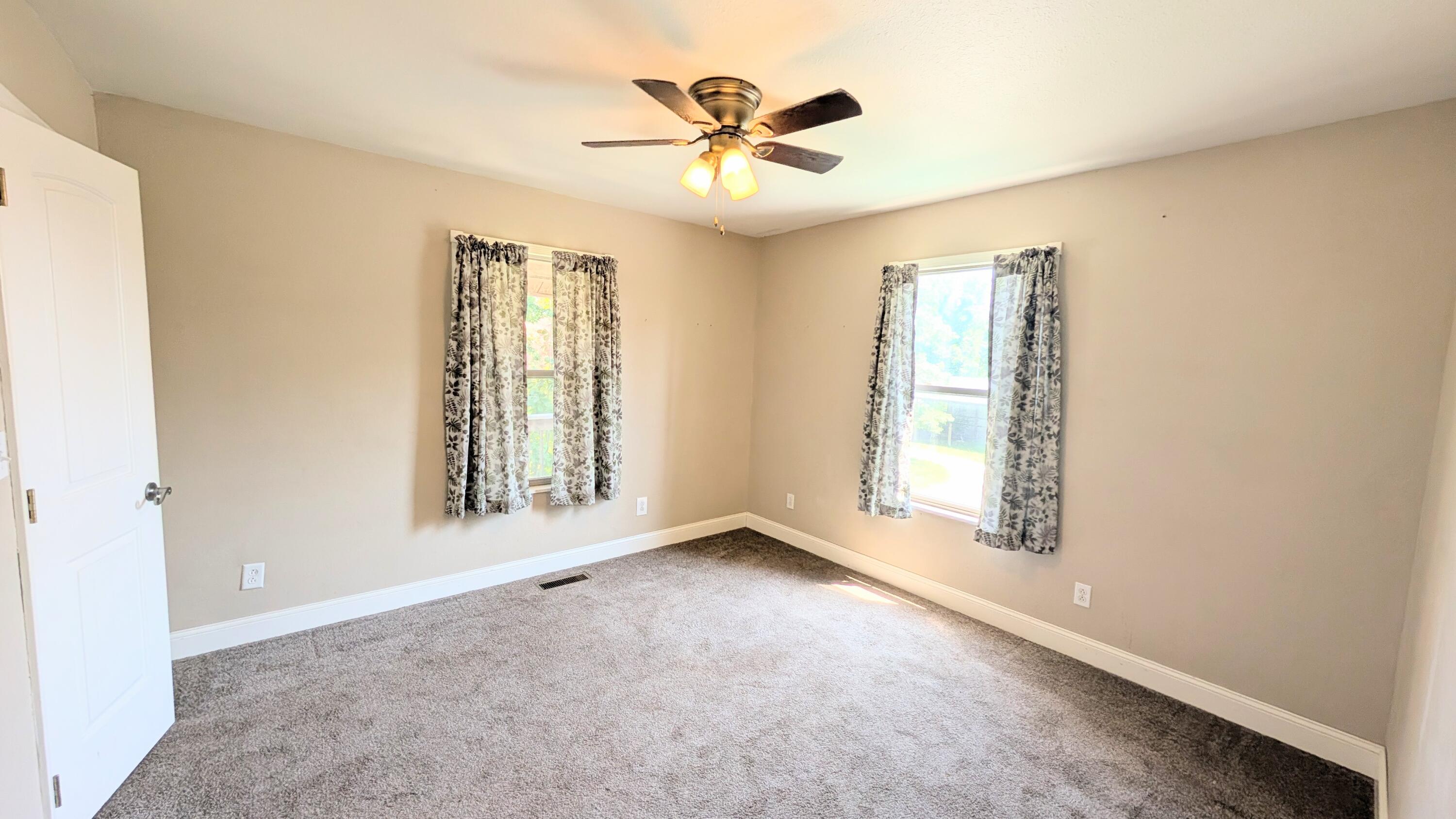 3385 Southwest Highway V V Property Photo 38
