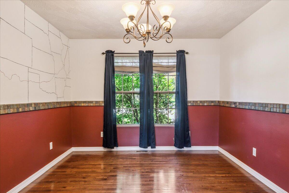 2174 East Chelsea Street Property Photo 10