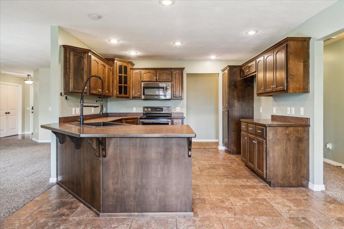 2174 East Chelsea Street Property Photo 15