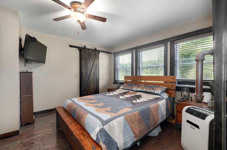 31 Mulberry Lane Property Photo 13