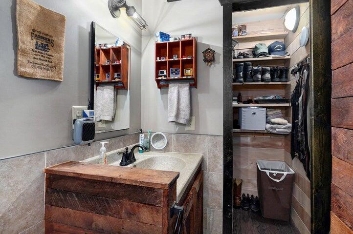 31 Mulberry Lane Property Photo 14