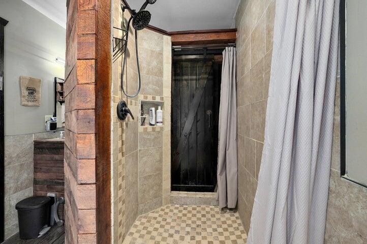31 Mulberry Lane Property Photo 16
