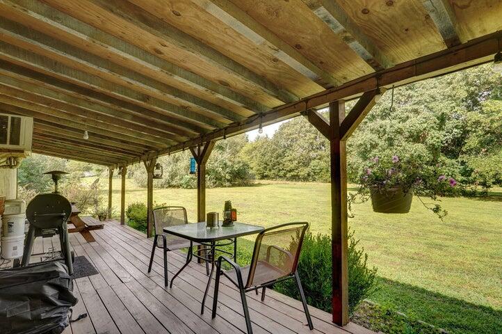 31 Mulberry Lane Property Photo 25