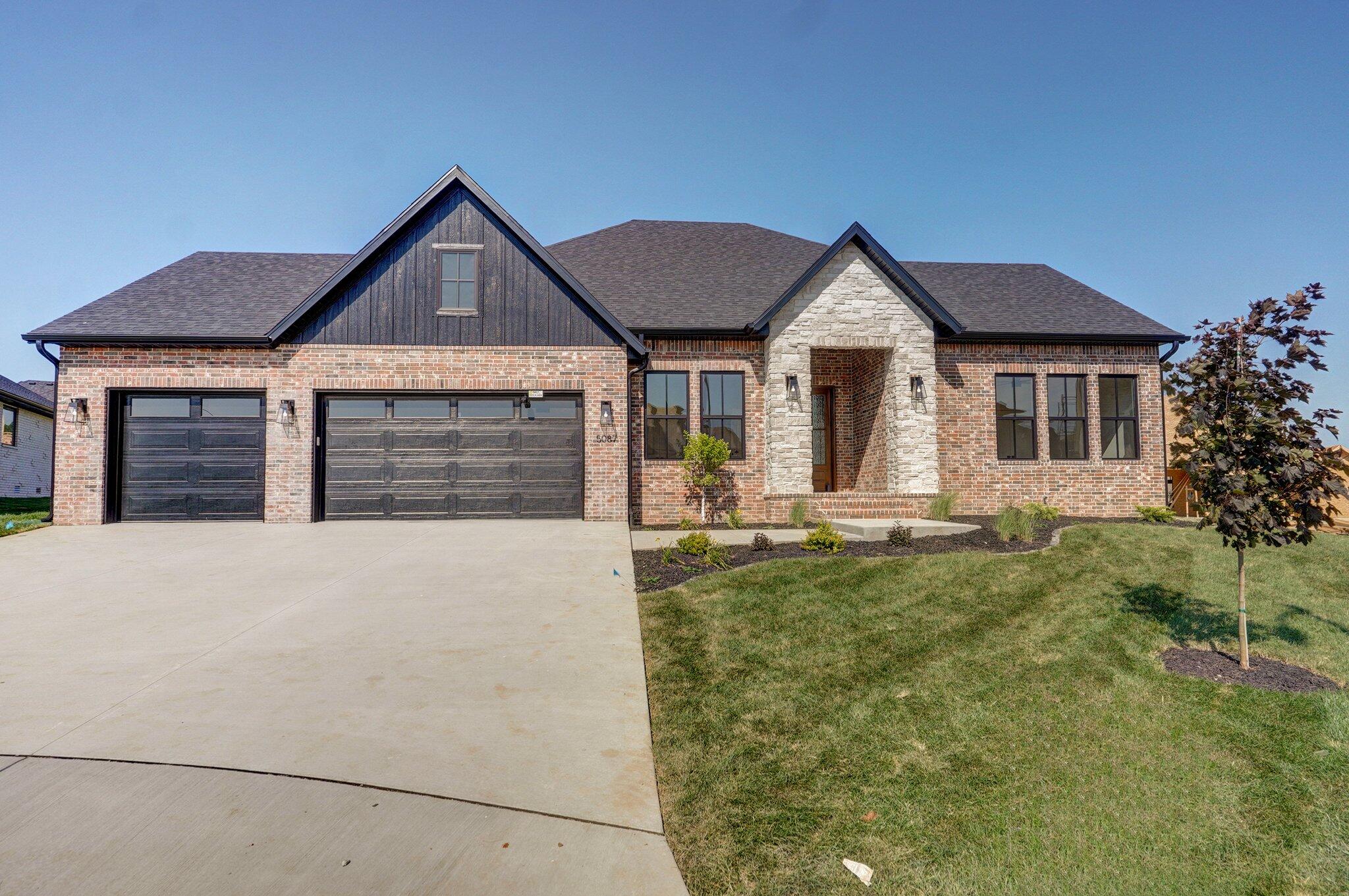 5087 East Ferdinand Court Property Photo 1