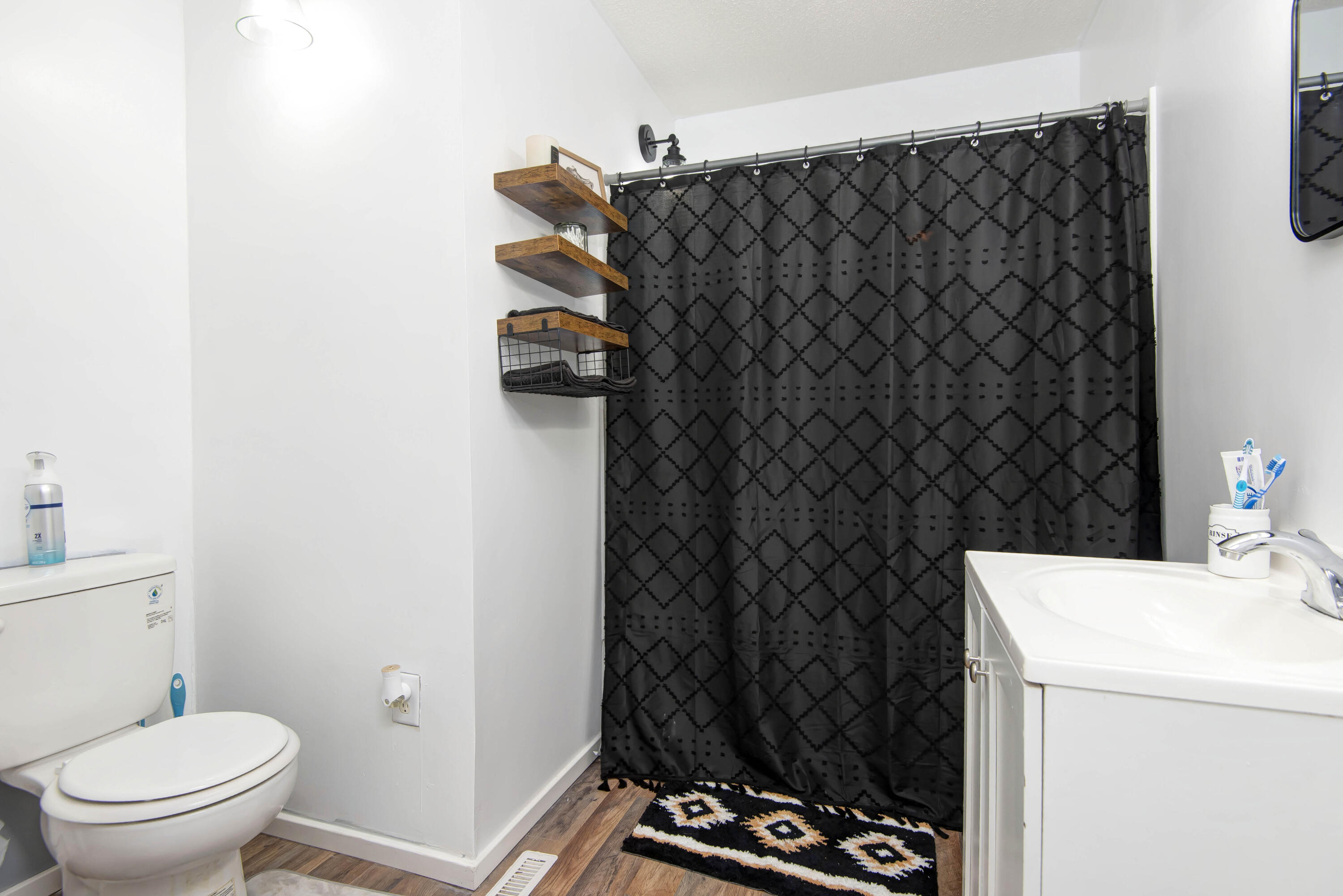 2718 East Blaine Street Property Photo 5