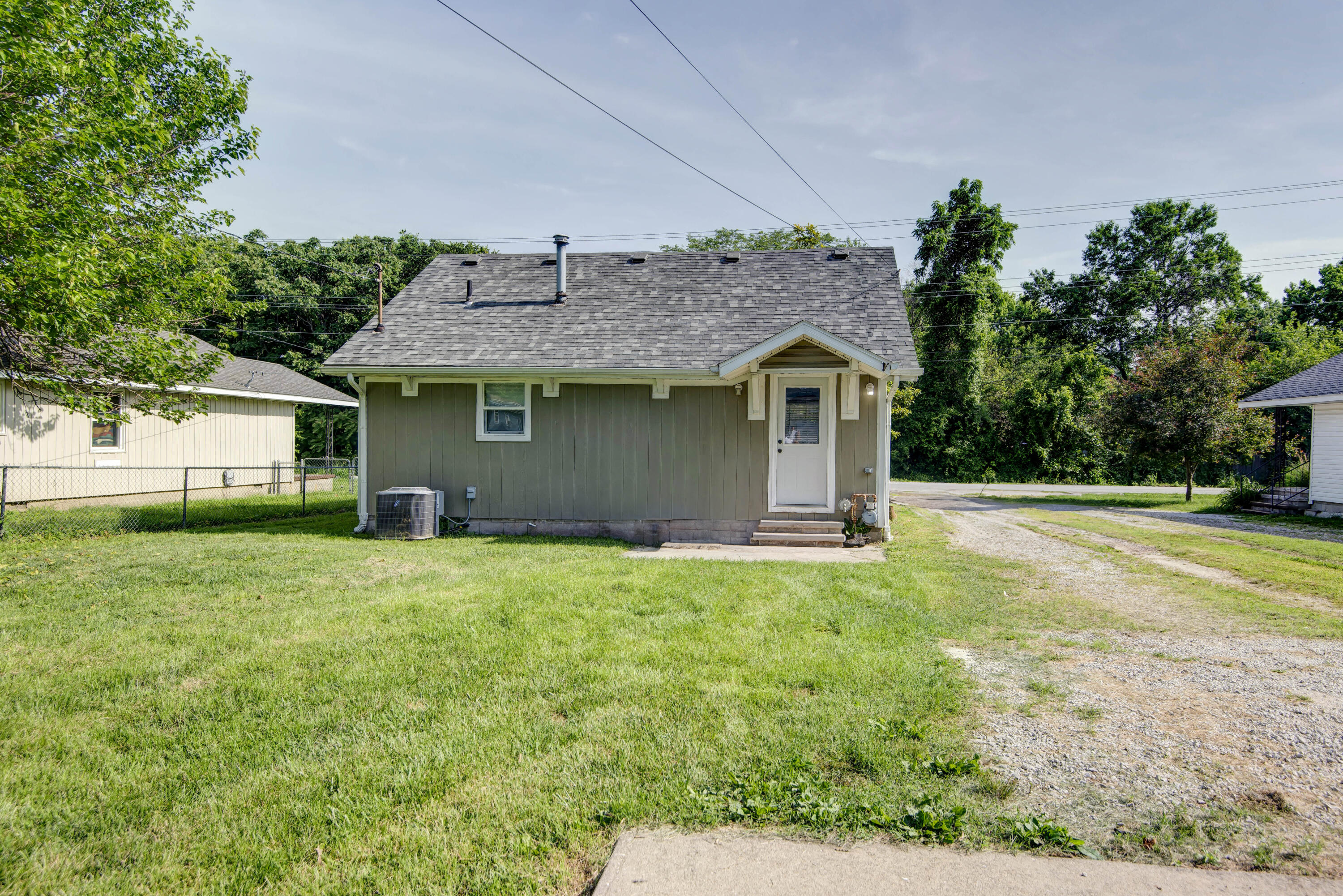 2718 East Blaine Street Property Photo 13