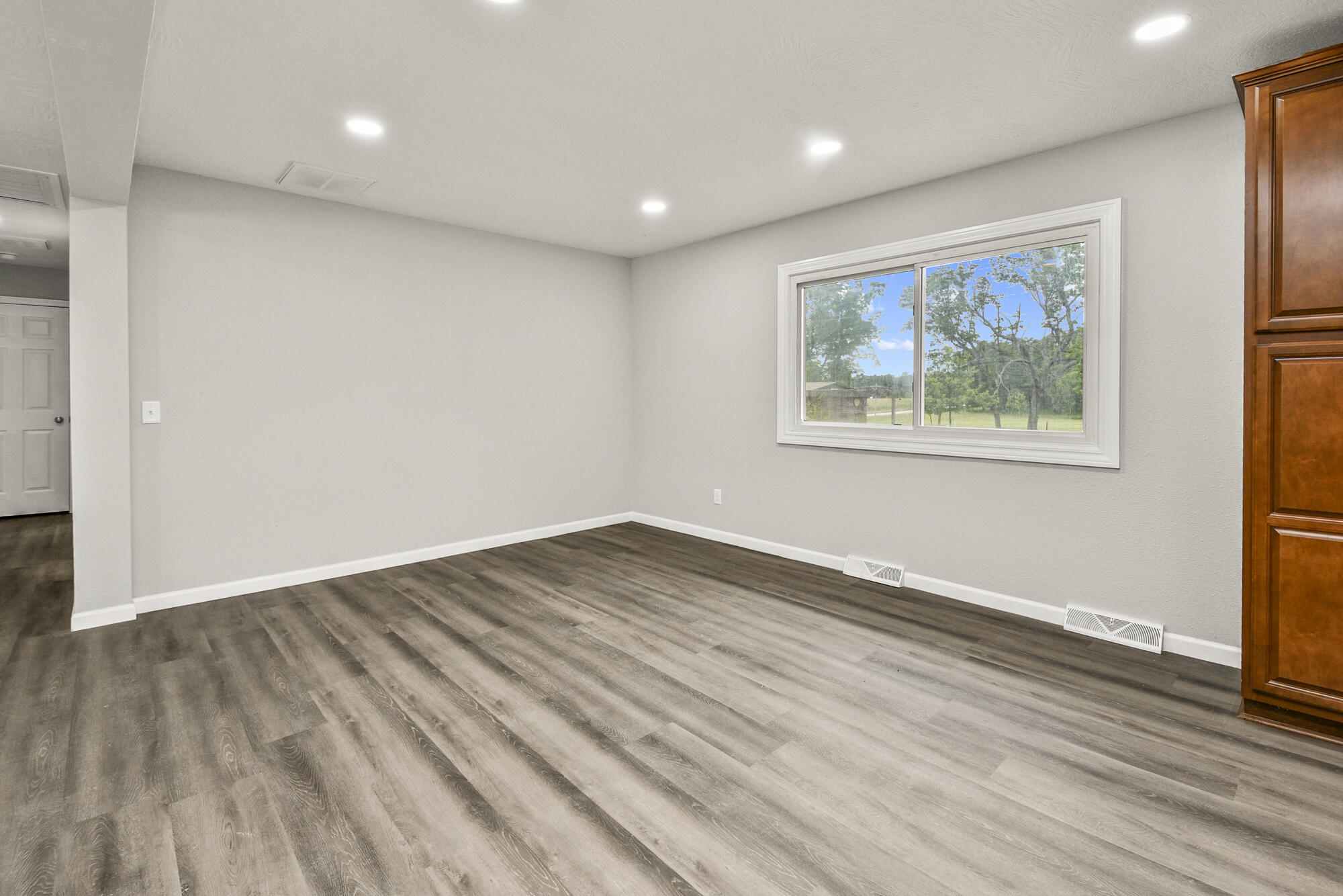 7047 West Lone Oak Street Property Photo 11