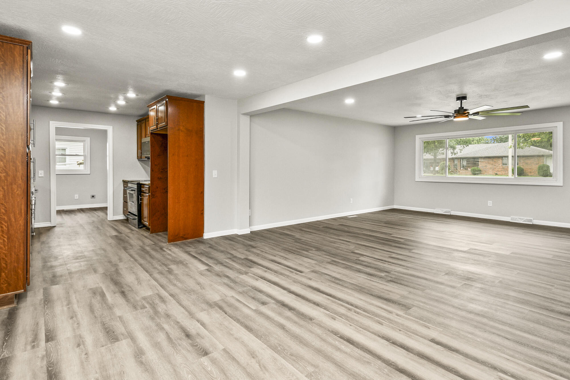 7047 West Lone Oak Street Property Photo 15