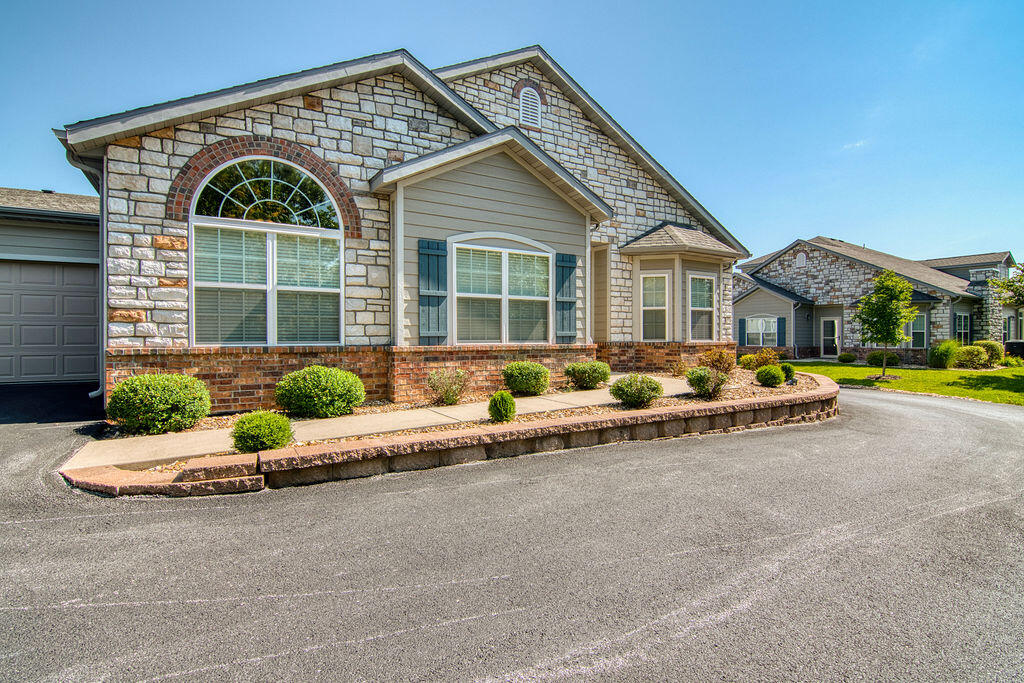 142 Rue De Villas Circle Property Photo 2