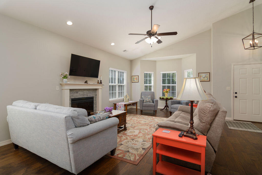142 Rue De Villas Circle Property Photo 8