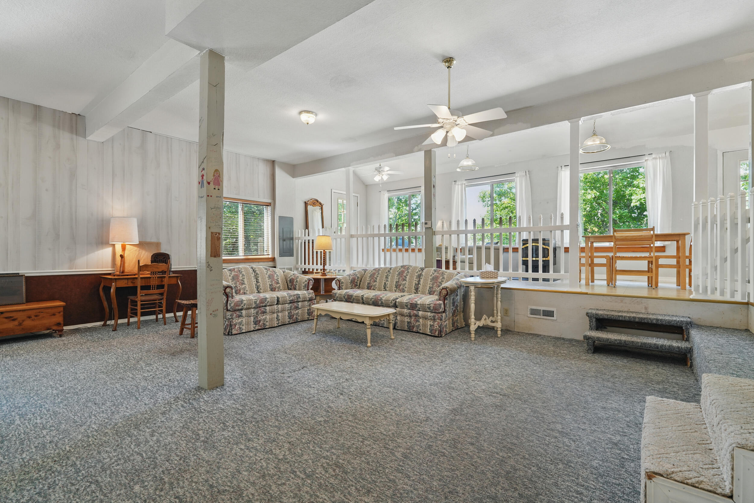 123 Half Circle Circle Property Photo 10