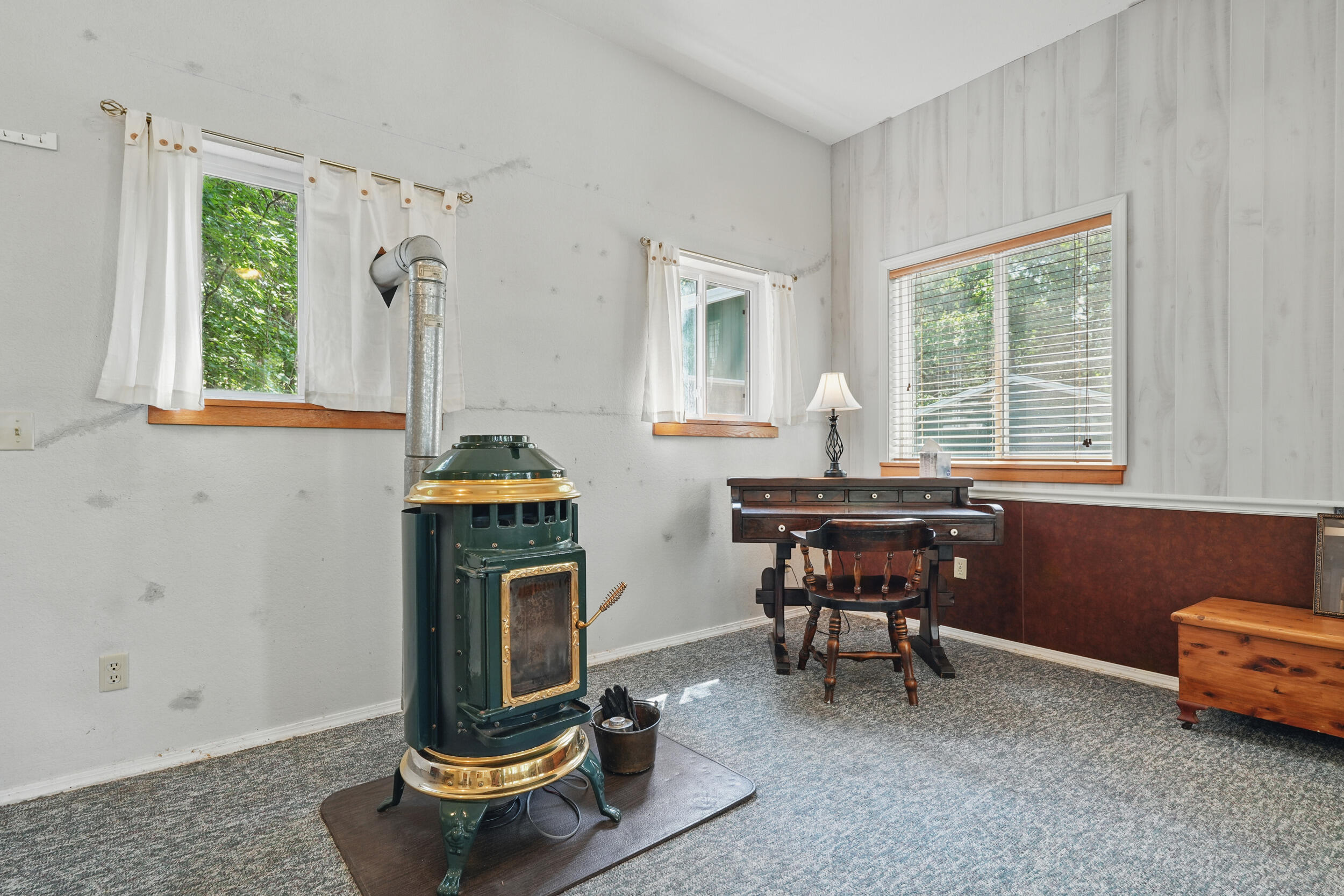 123 Half Circle Circle Property Photo 13