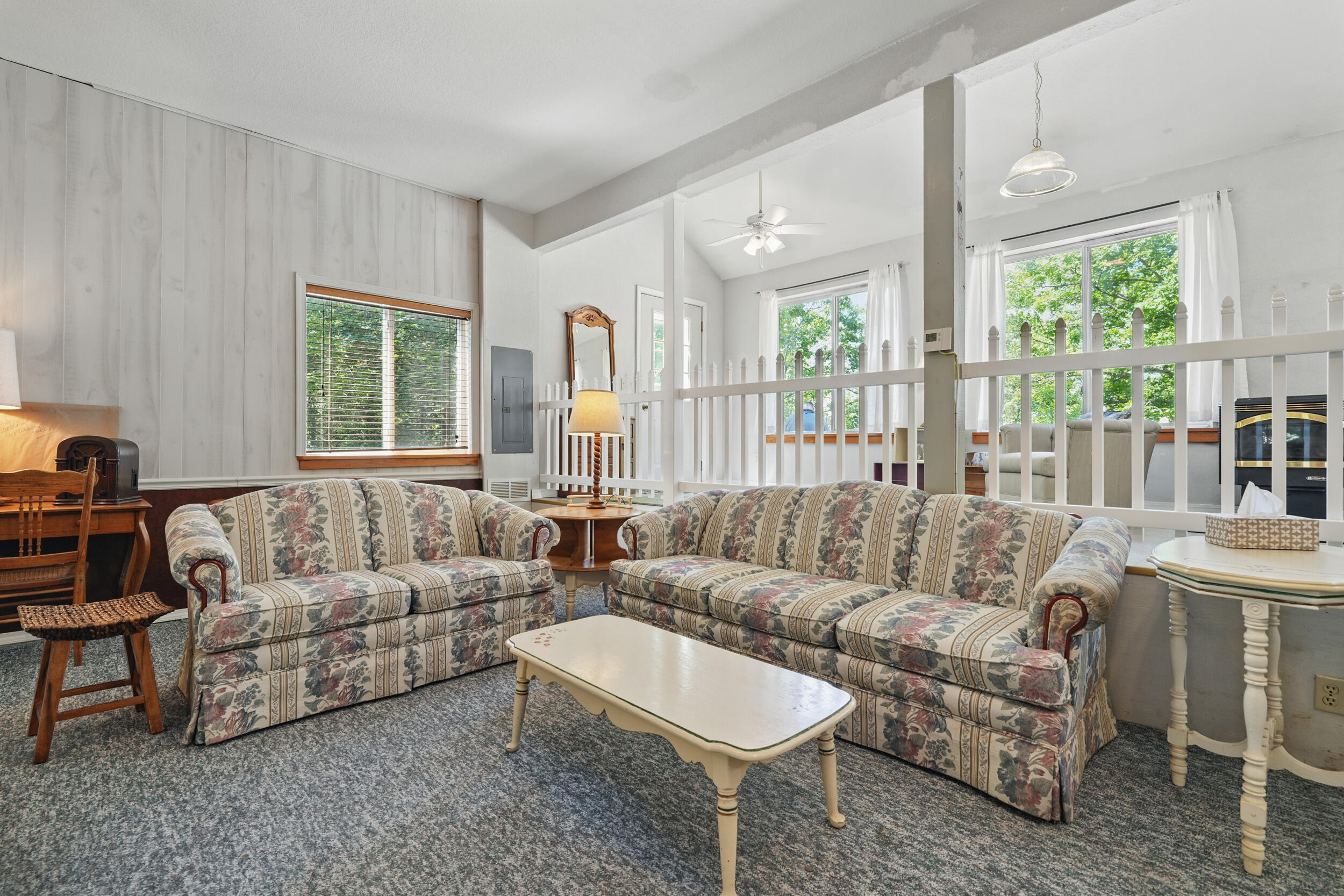 123 Half Circle Circle Property Photo 16