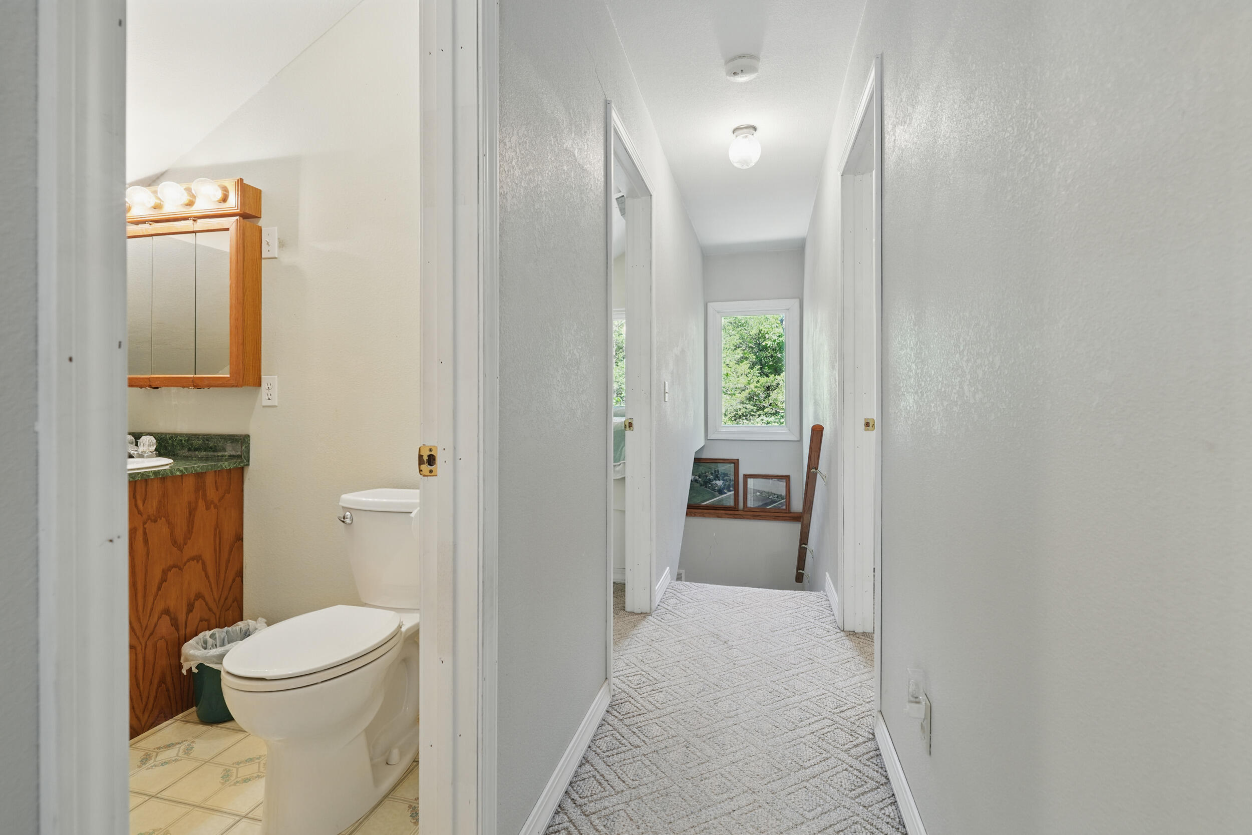 123 Half Circle Circle Property Photo 21