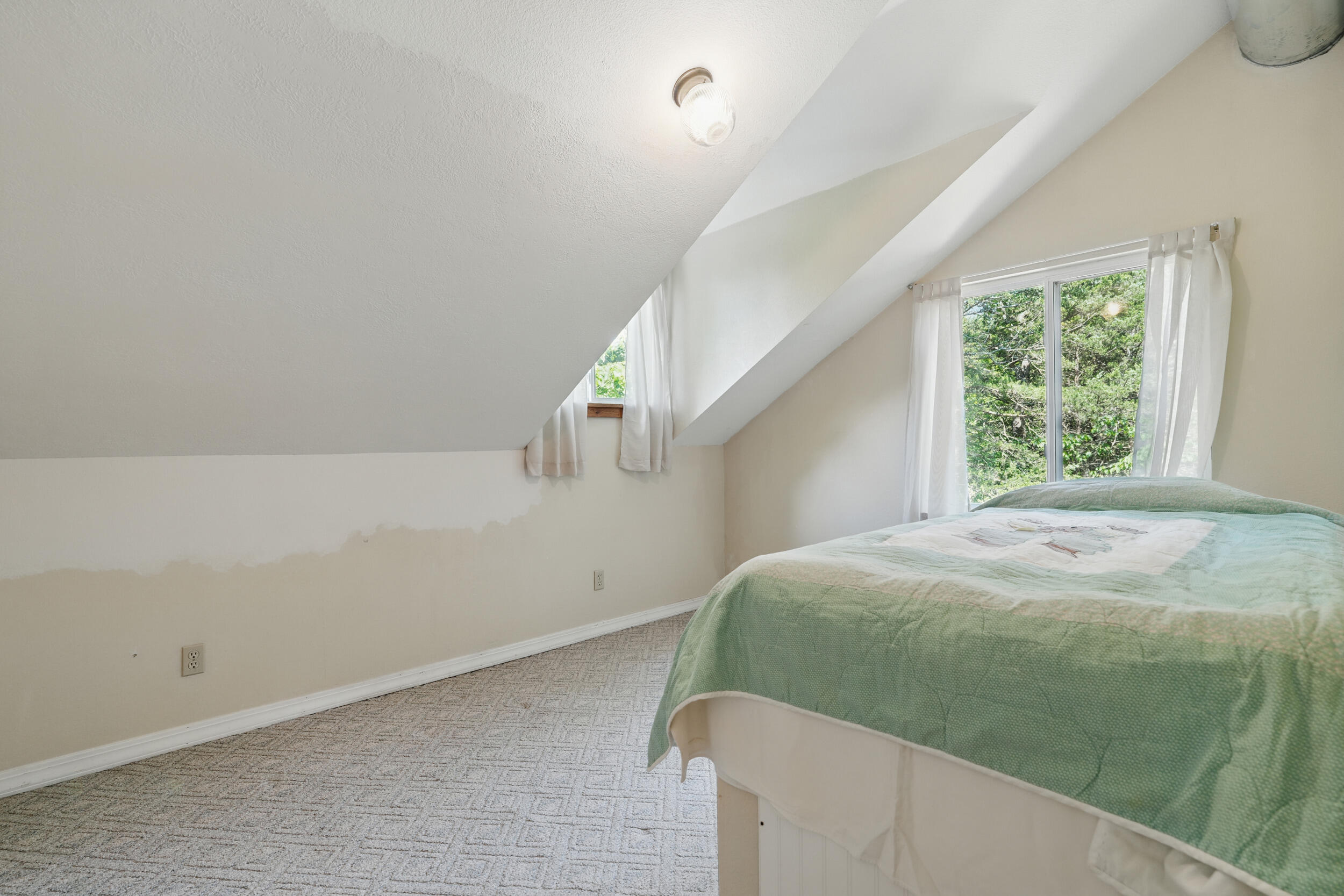 123 Half Circle Circle Property Photo 25