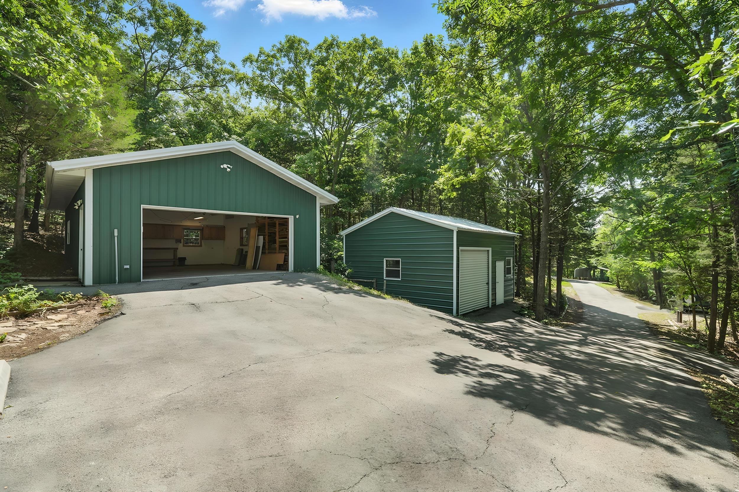 123 Half Circle Circle Property Photo 35