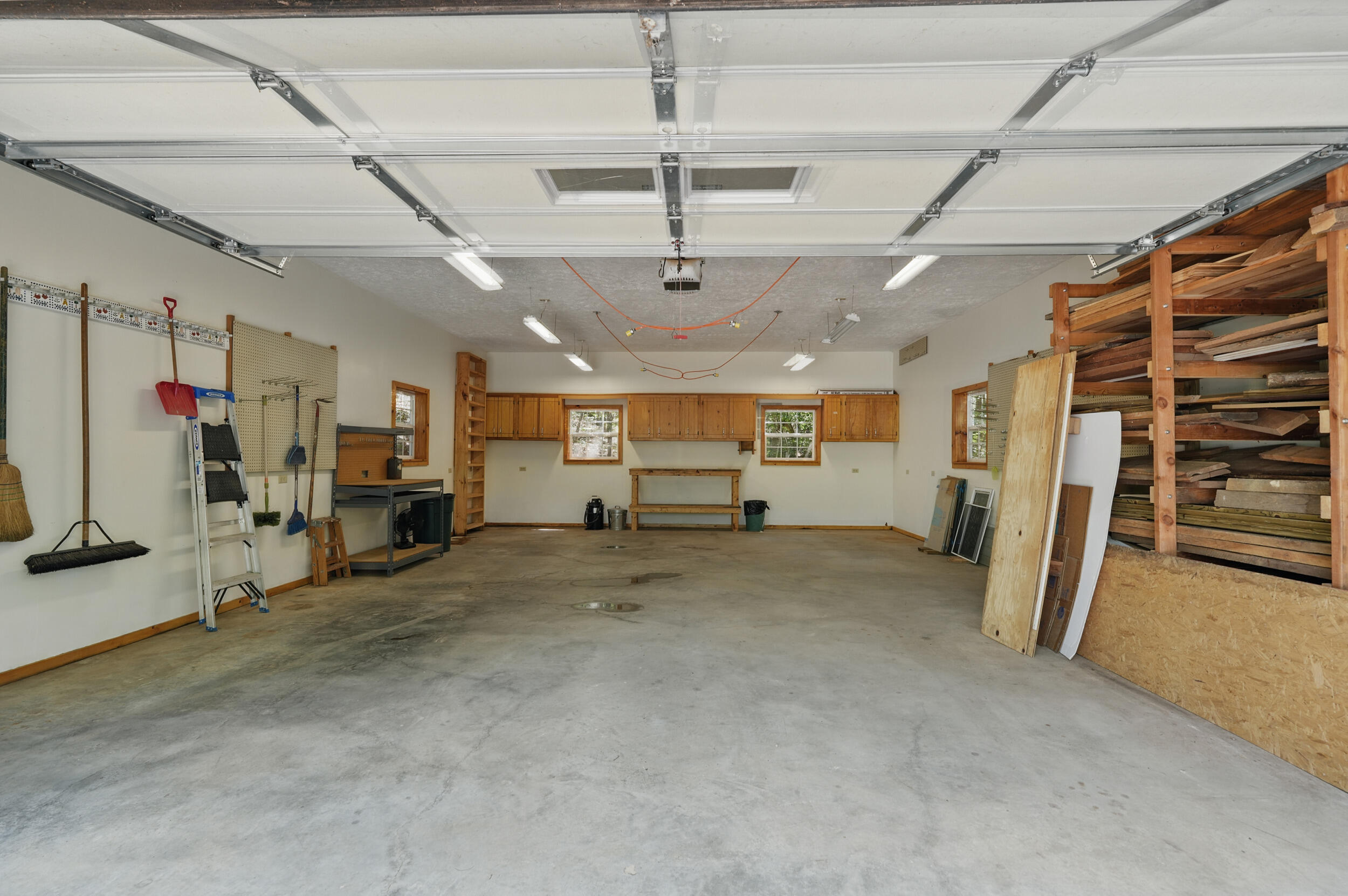 123 Half Circle Circle Property Photo 36