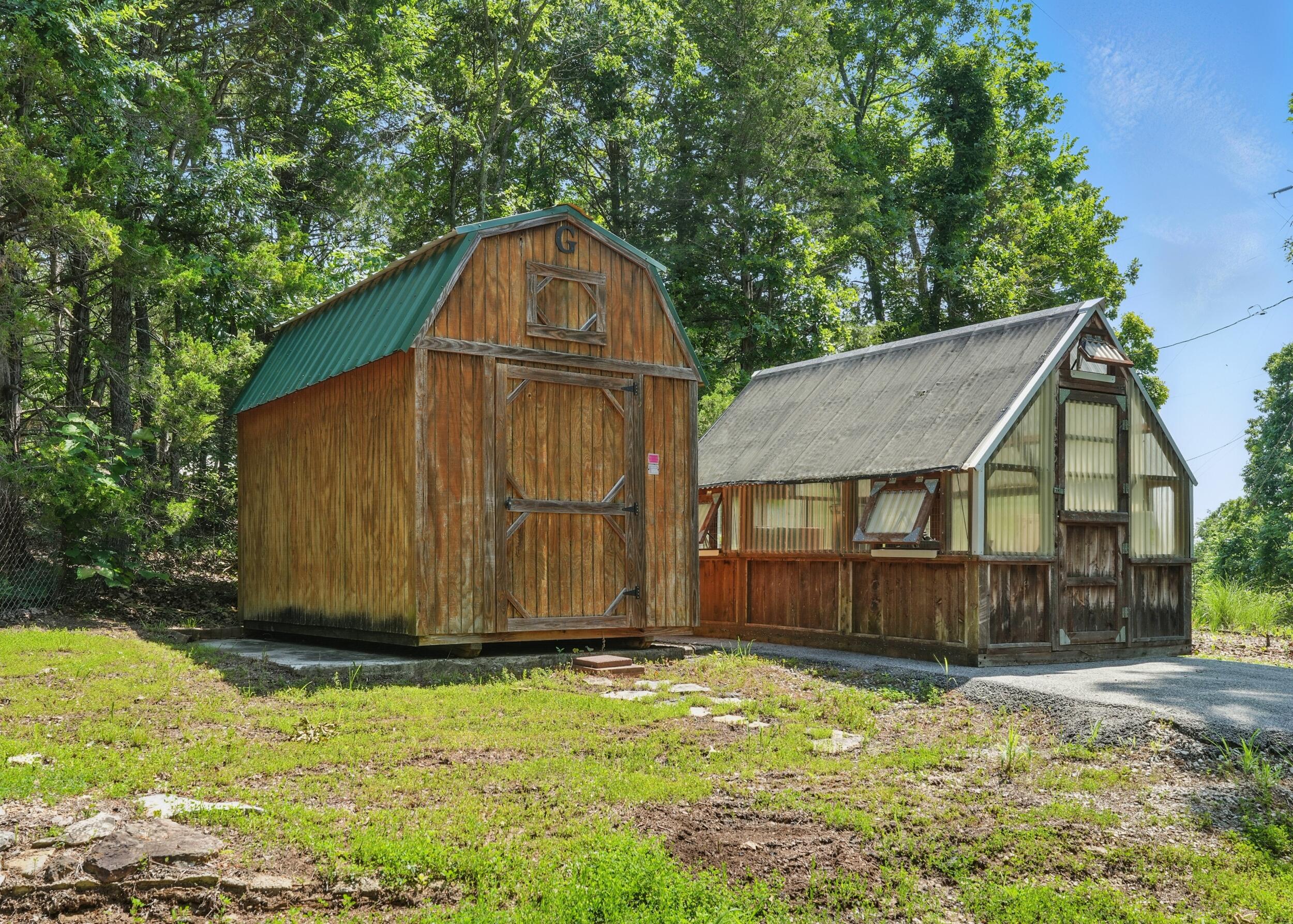 123 Half Circle Circle Property Photo 43