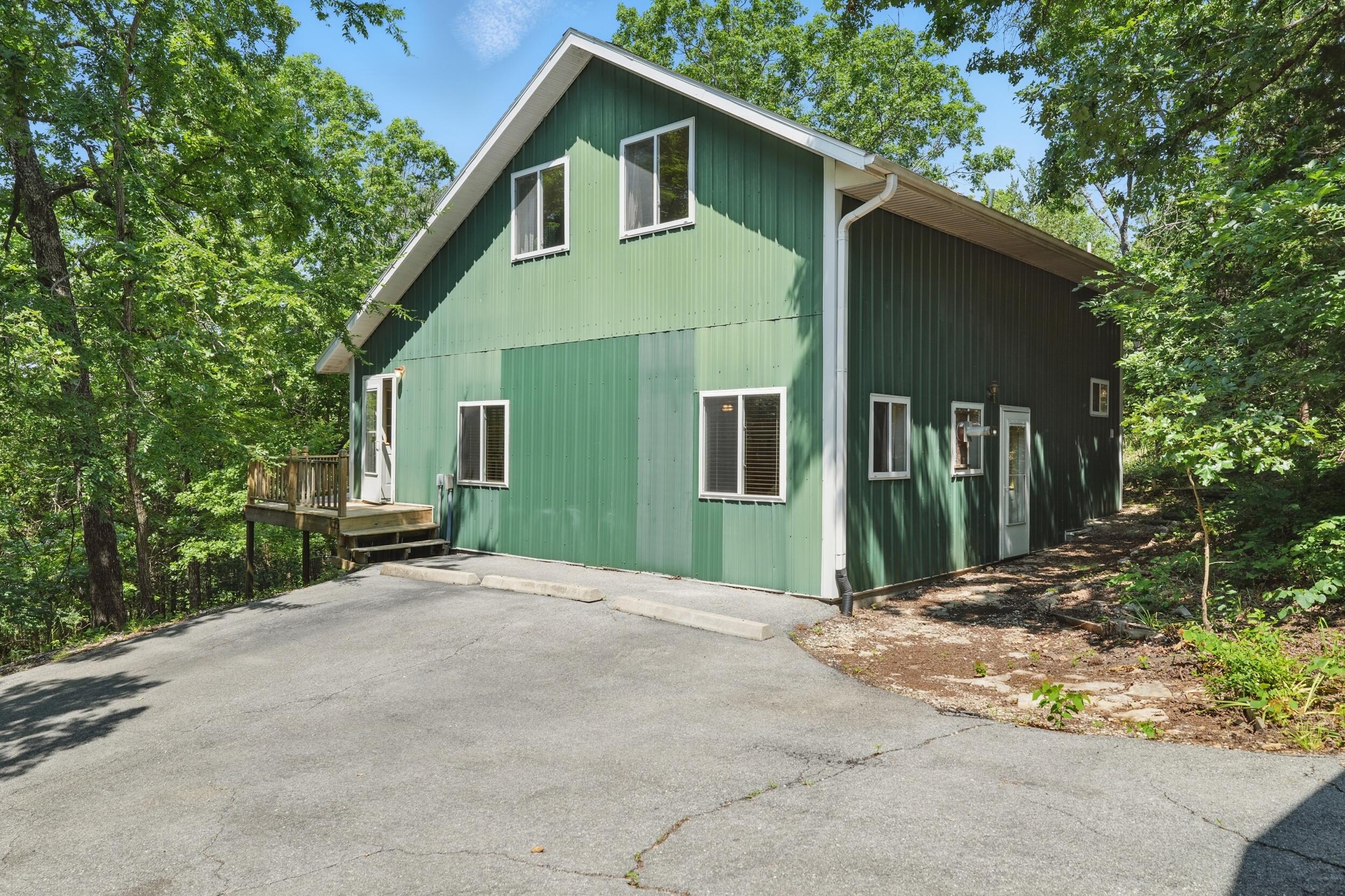 123 Half Circle Circle Property Photo 45