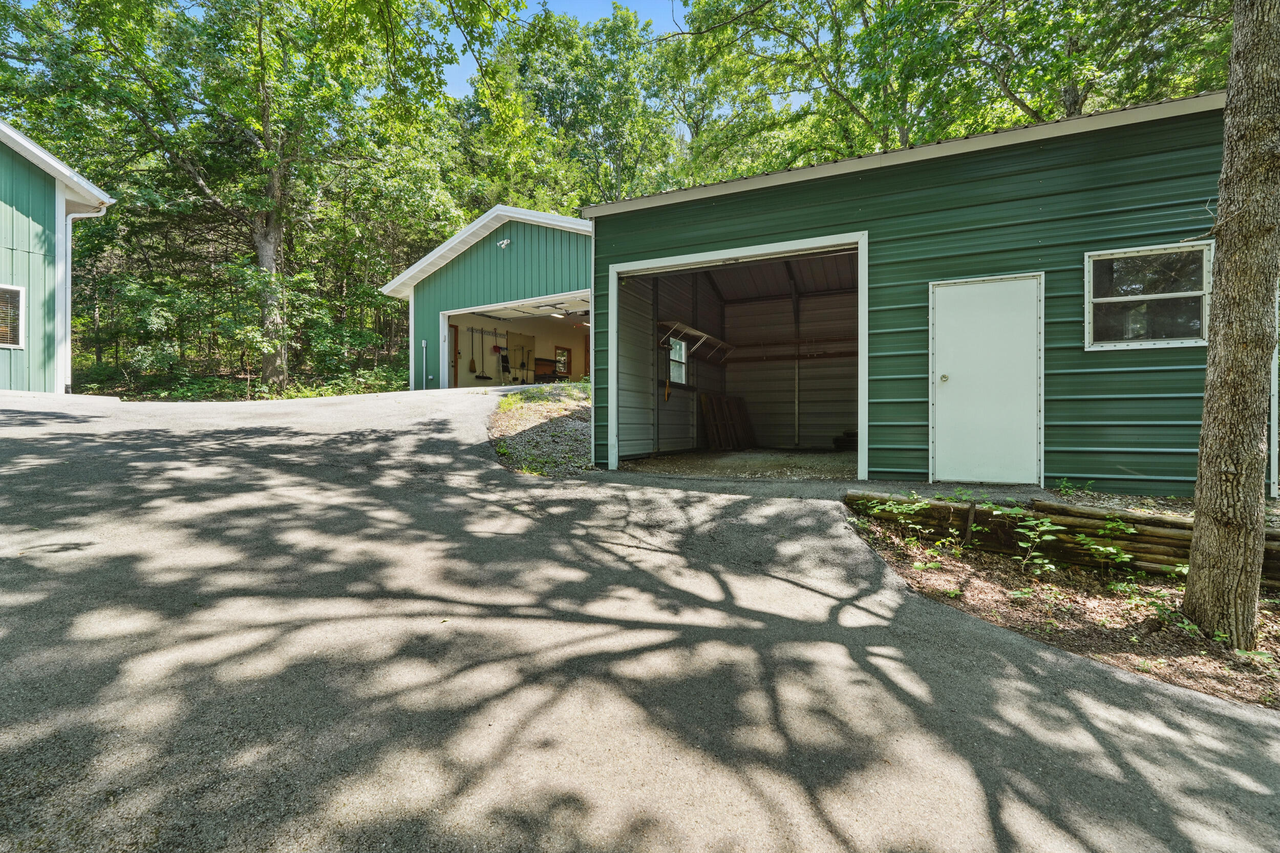 123 Half Circle Circle Property Photo 50