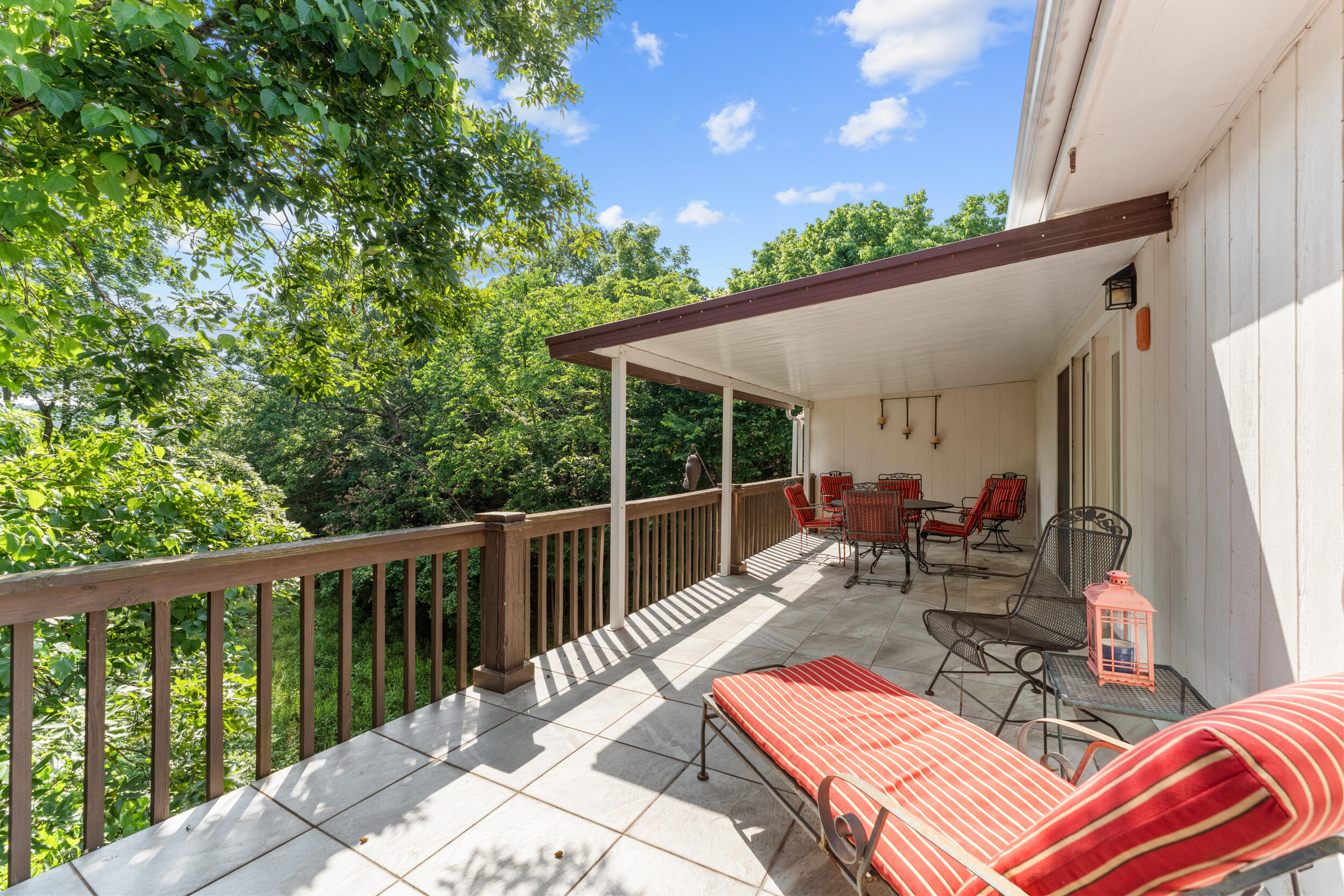 200 Eagle Pointe Drive Property Photo 31