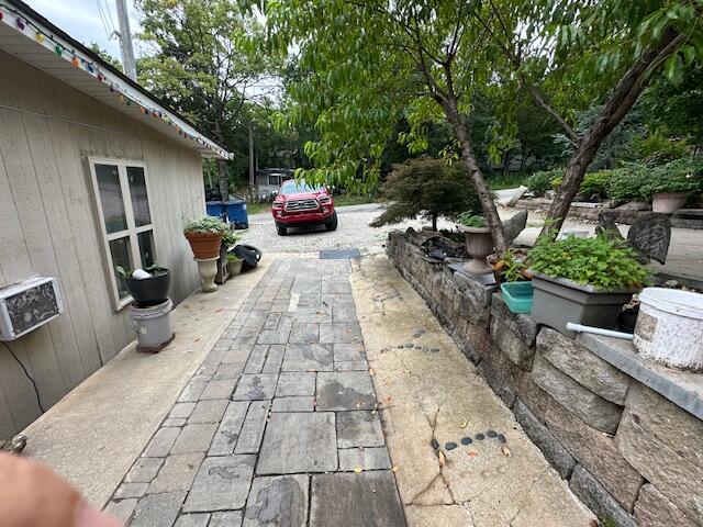 3200 Driftwood Road Property Photo 2
