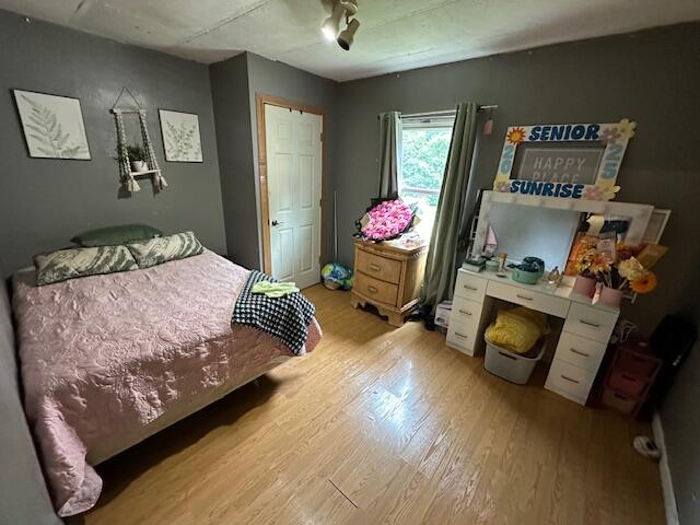 3200 Driftwood Road Property Photo 15