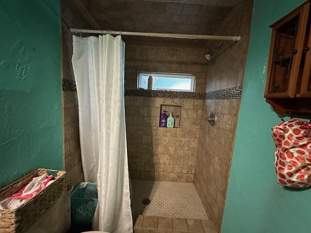 3200 Driftwood Road Property Photo 24