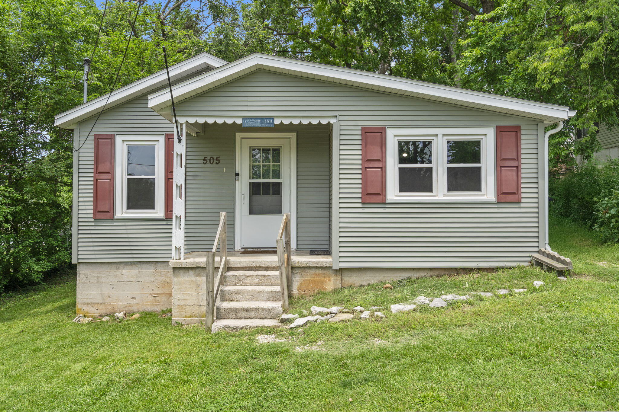 505 West Jay Street Property Photo 1