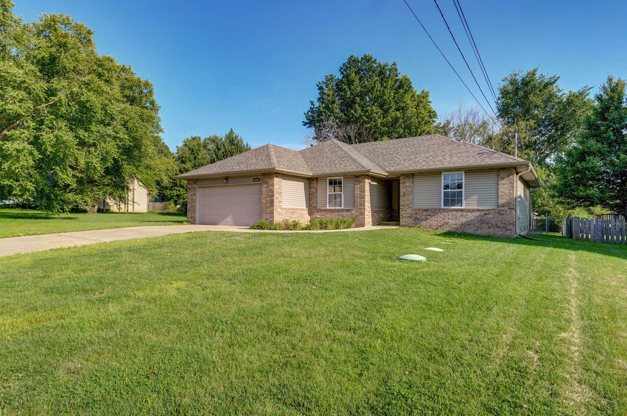 4842 East Farm Road 136