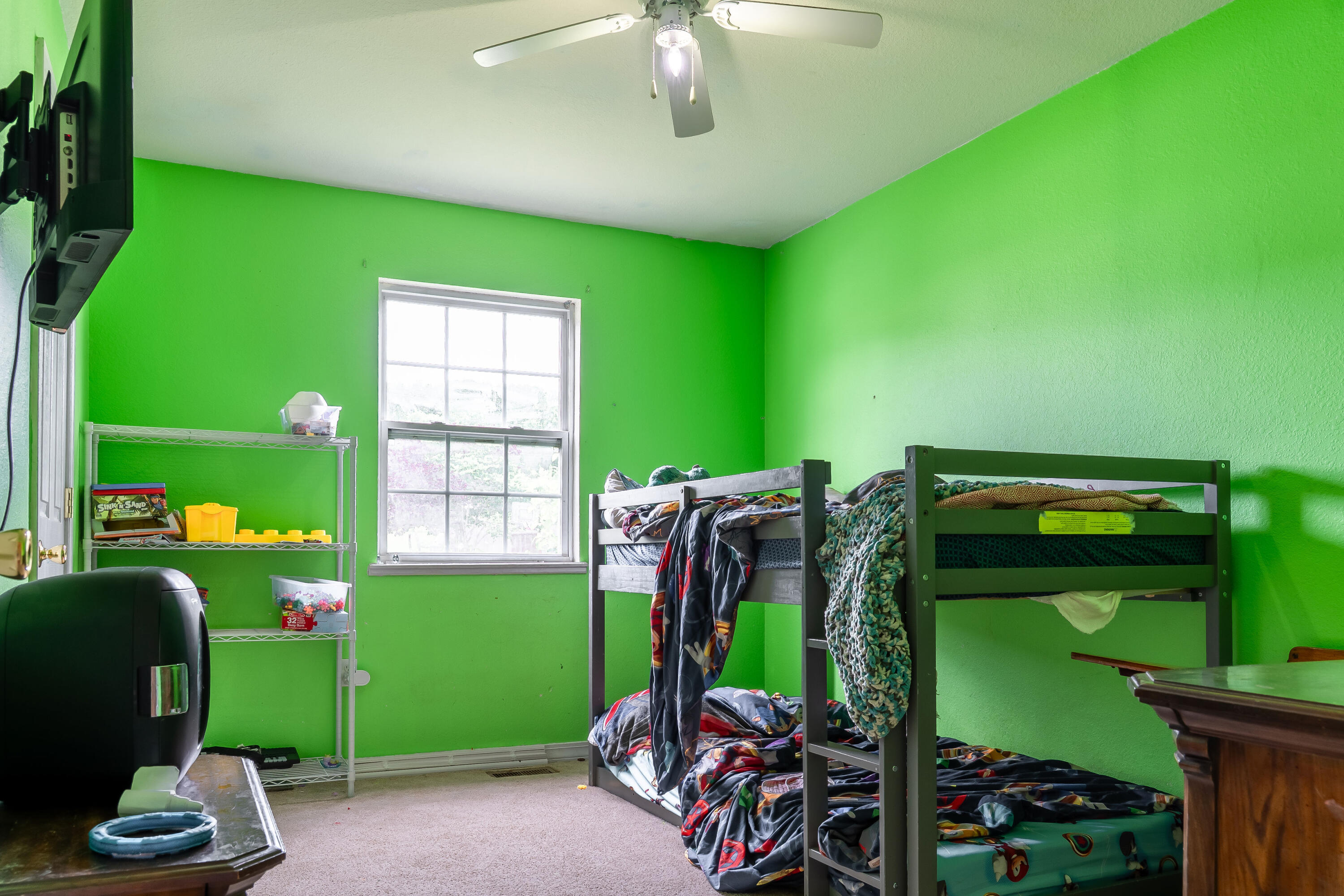 1708 Tiffany Street Property Photo 13