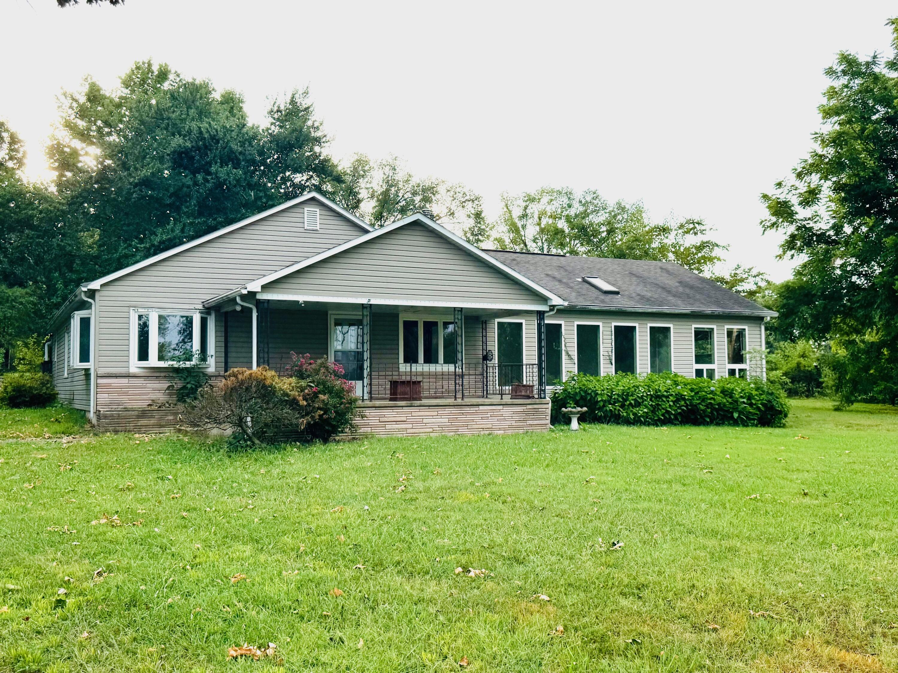 16329 State Highway 76 Property Photo 2