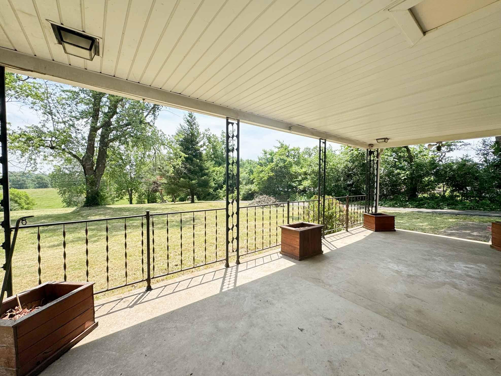 16329 State Highway 76 Property Photo 5