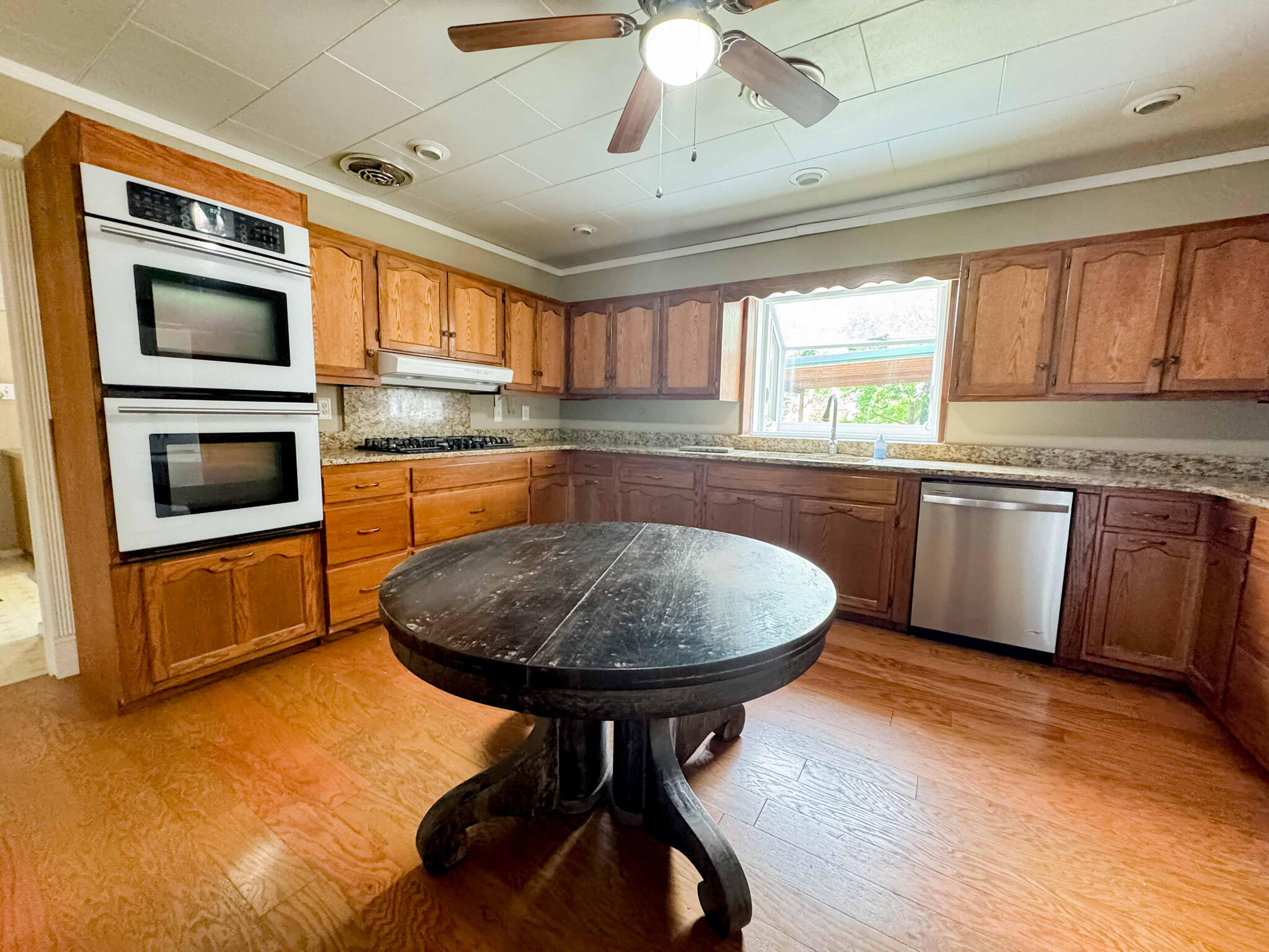 16329 State Highway 76 Property Photo 9