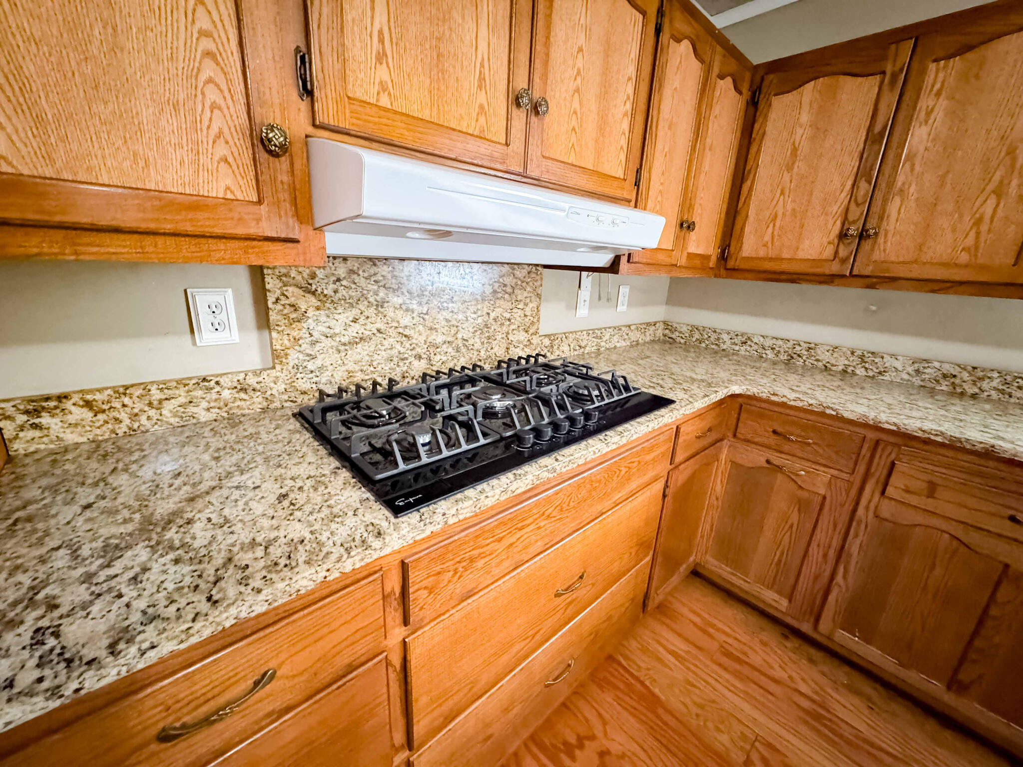 16329 State Highway 76 Property Photo 10