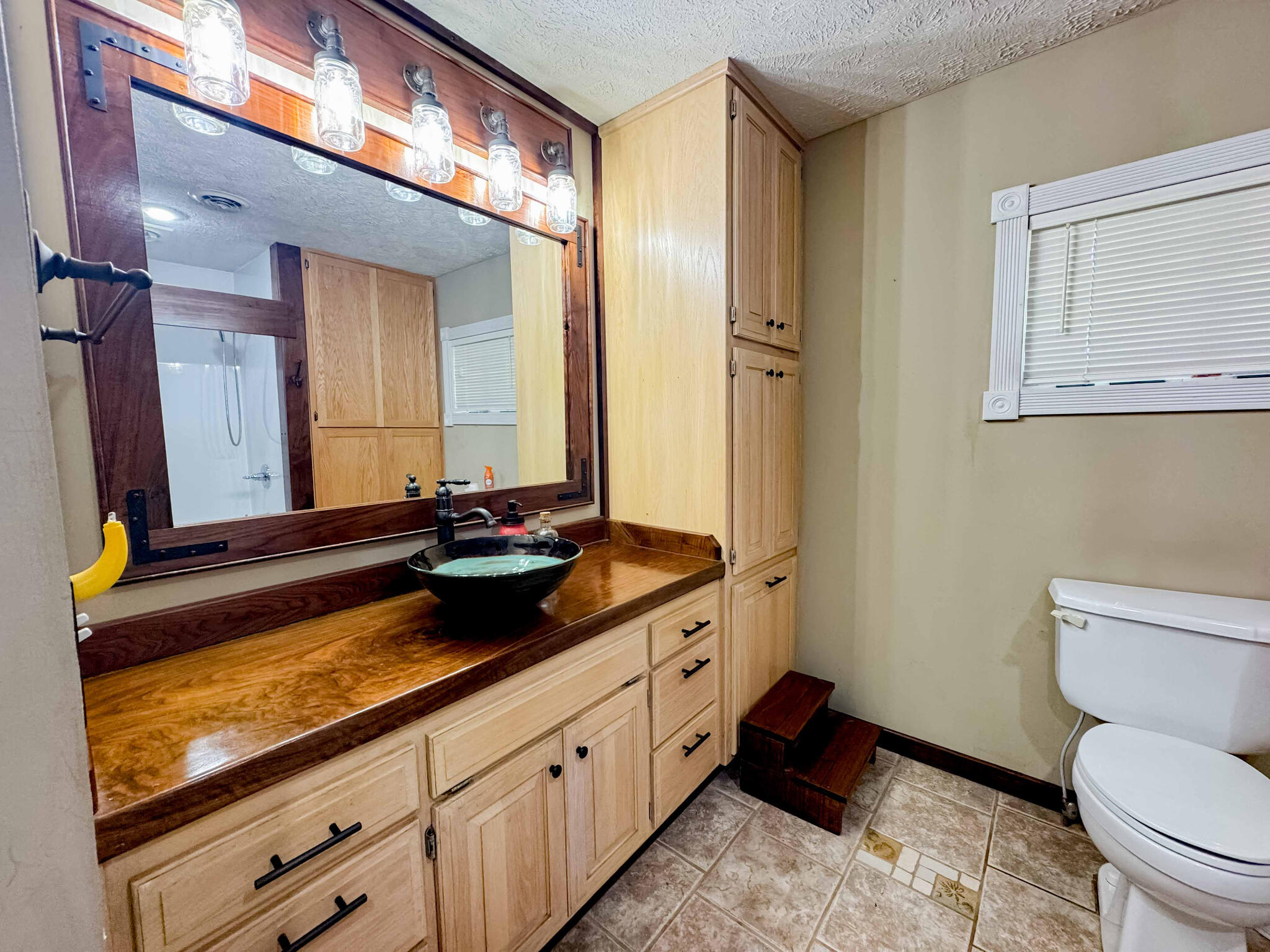 16329 State Highway 76 Property Photo 19