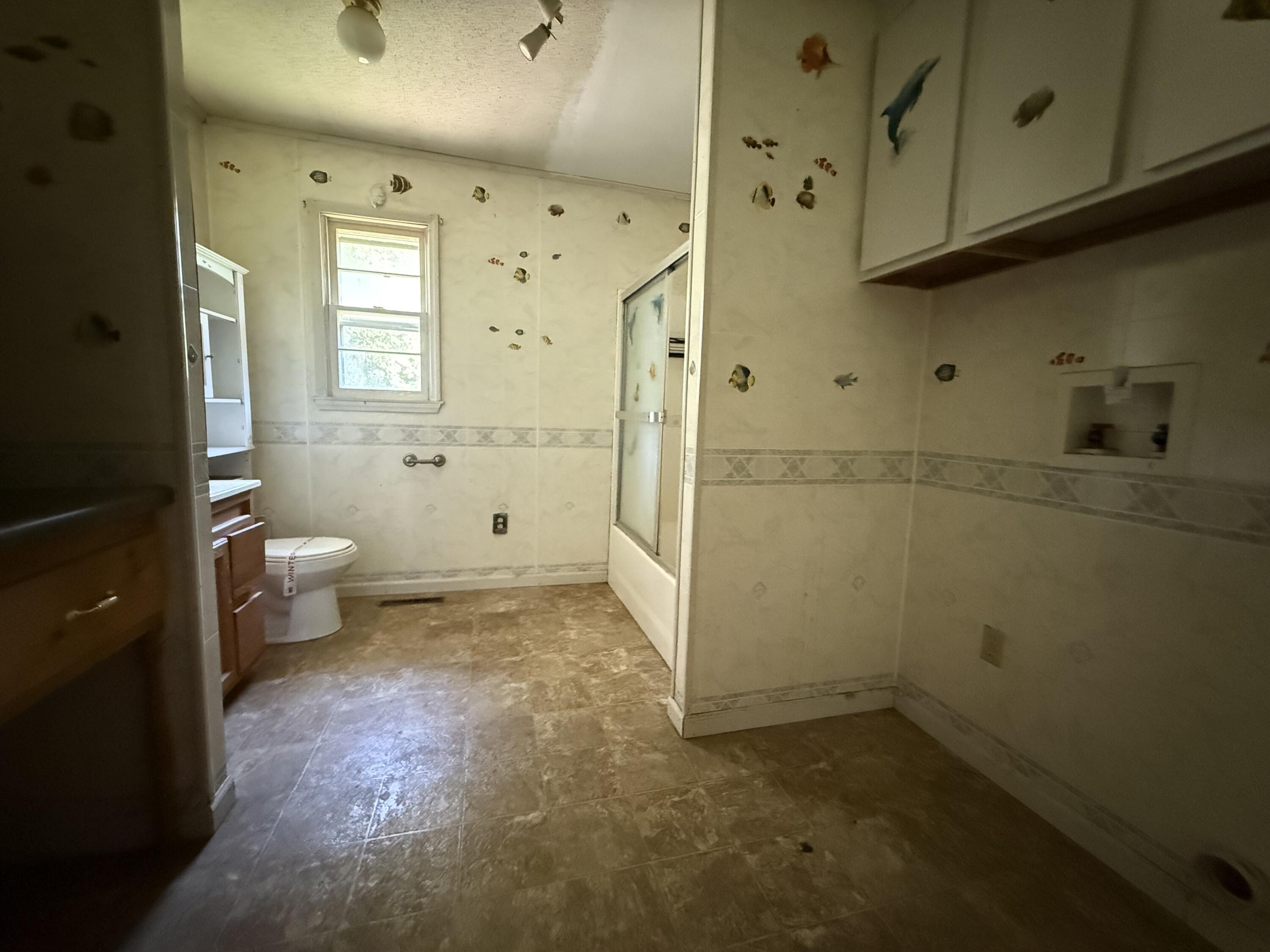 852 County Road 1280 Property Photo 12
