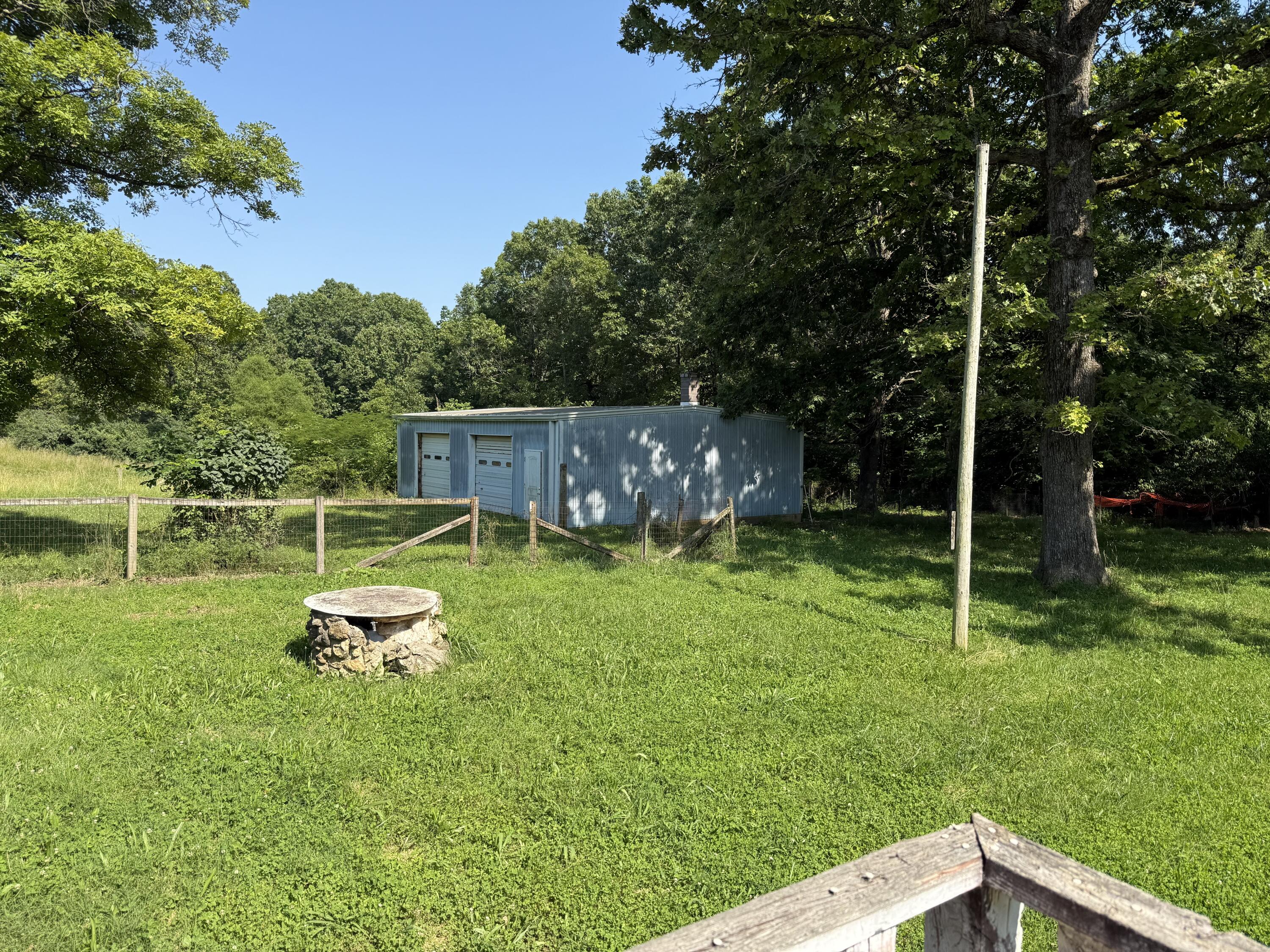 852 County Road 1280 Property Photo 24