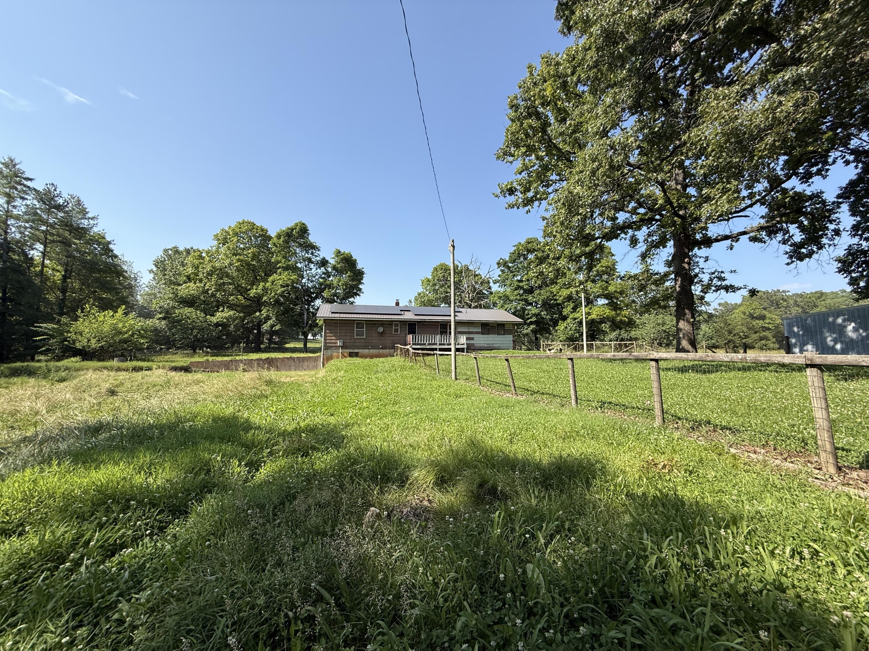 852 County Road 1280 Property Photo 30