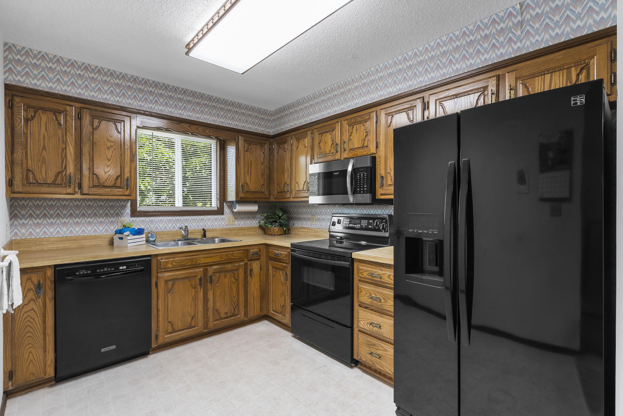 145 Starboard Drive Property Photo 4