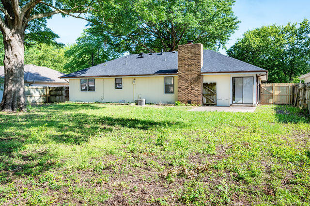 2812 West Maplewood Street Property Photo 38