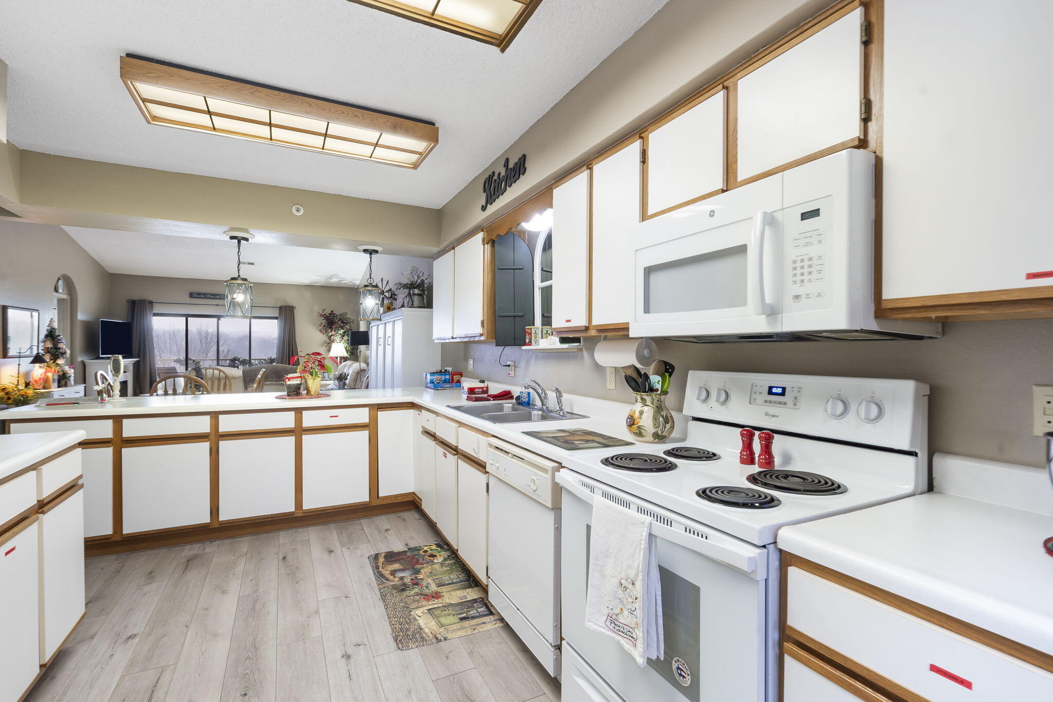 350 South Wildwood Drive Property Photo 9