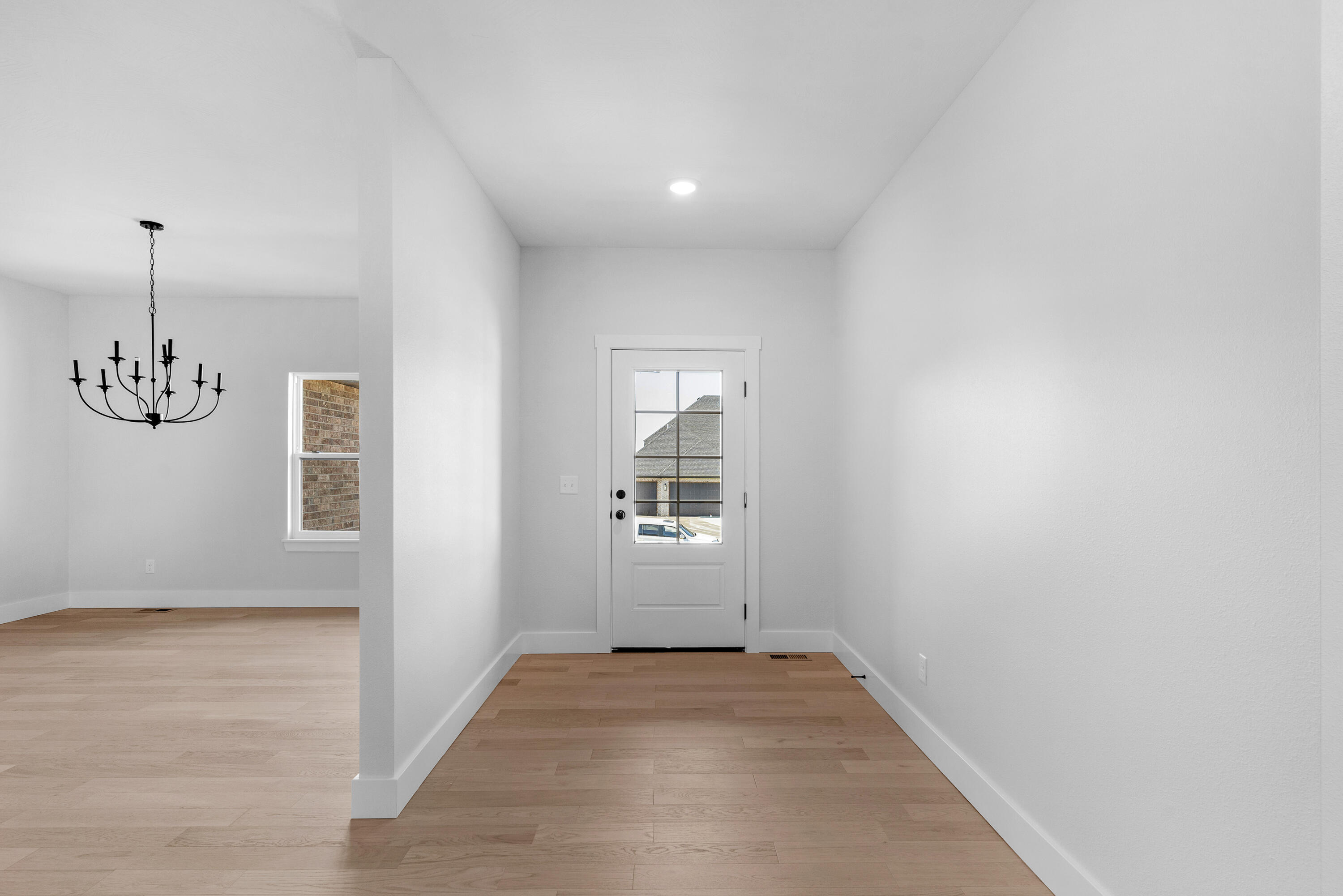 2133 North Silver Charm Avenue Property Photo 4
