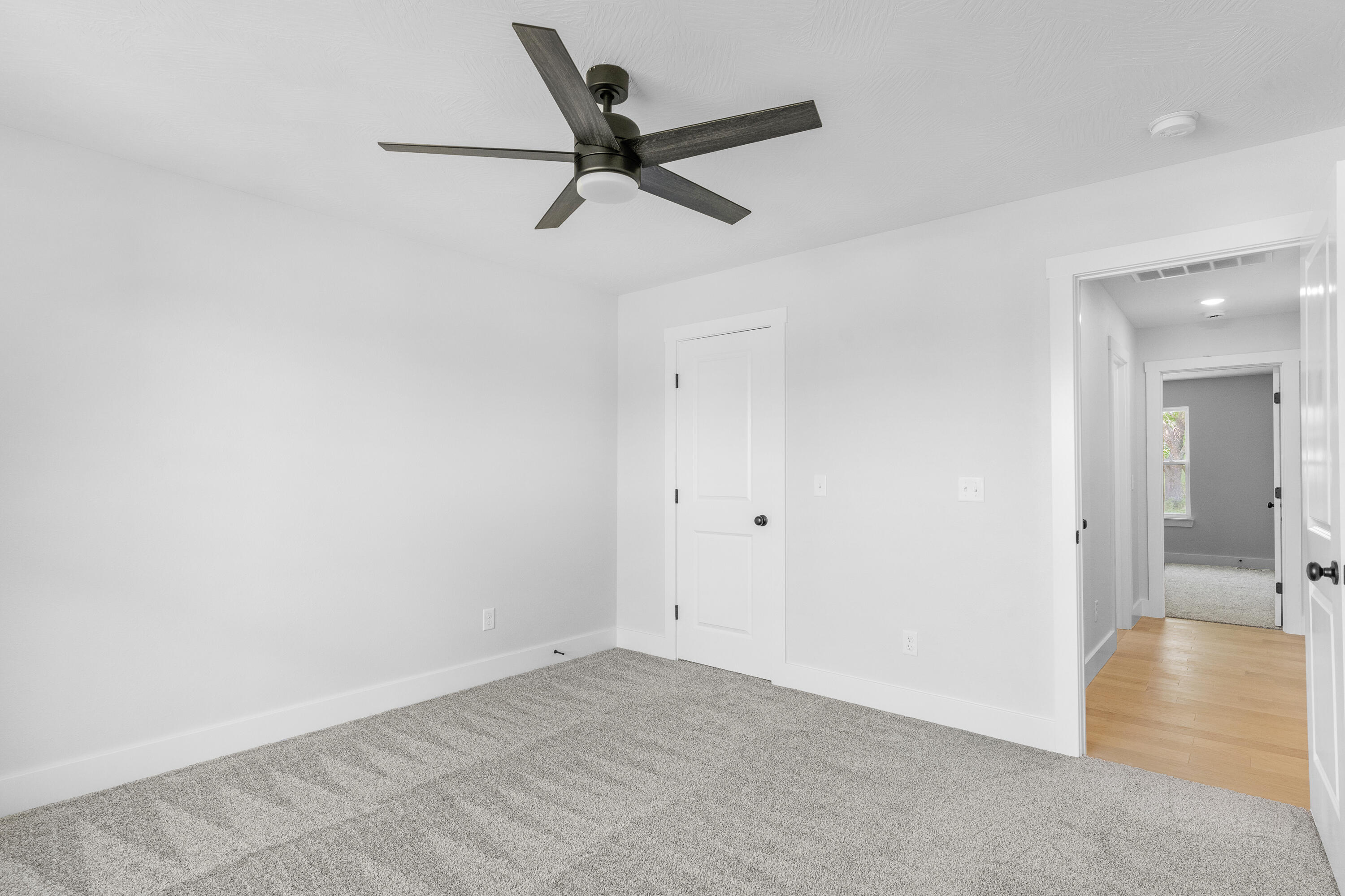 2133 North Silver Charm Avenue Property Photo 34